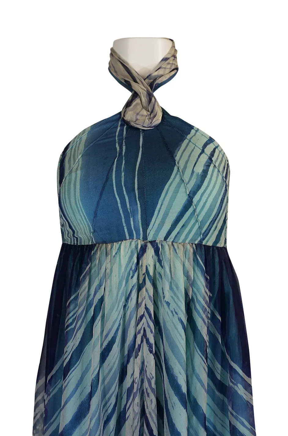 1974 Thea Porter Couture Documented 'Wave' Print Silk Chiffon Backless Dress