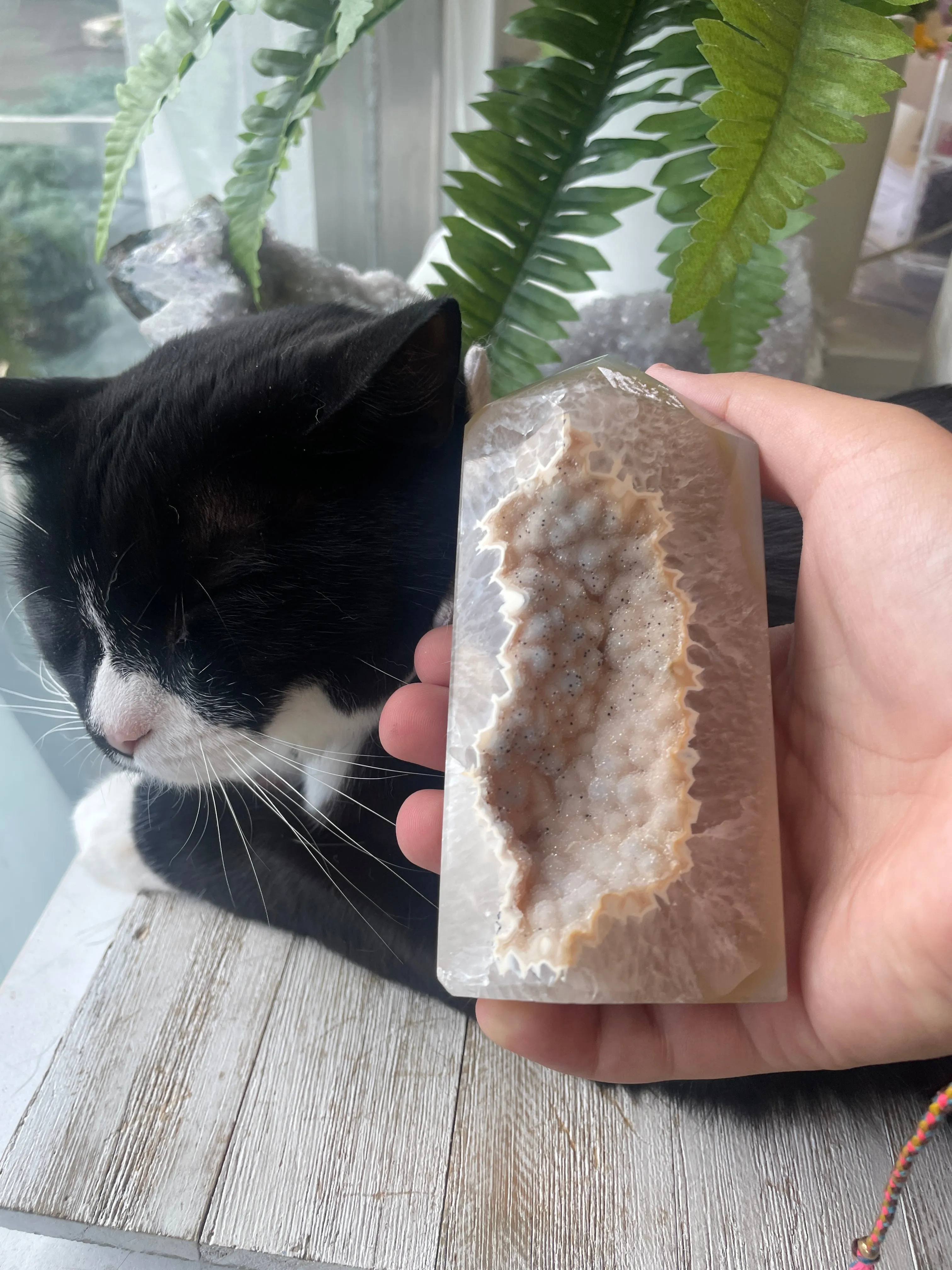 Agate Druzy Point