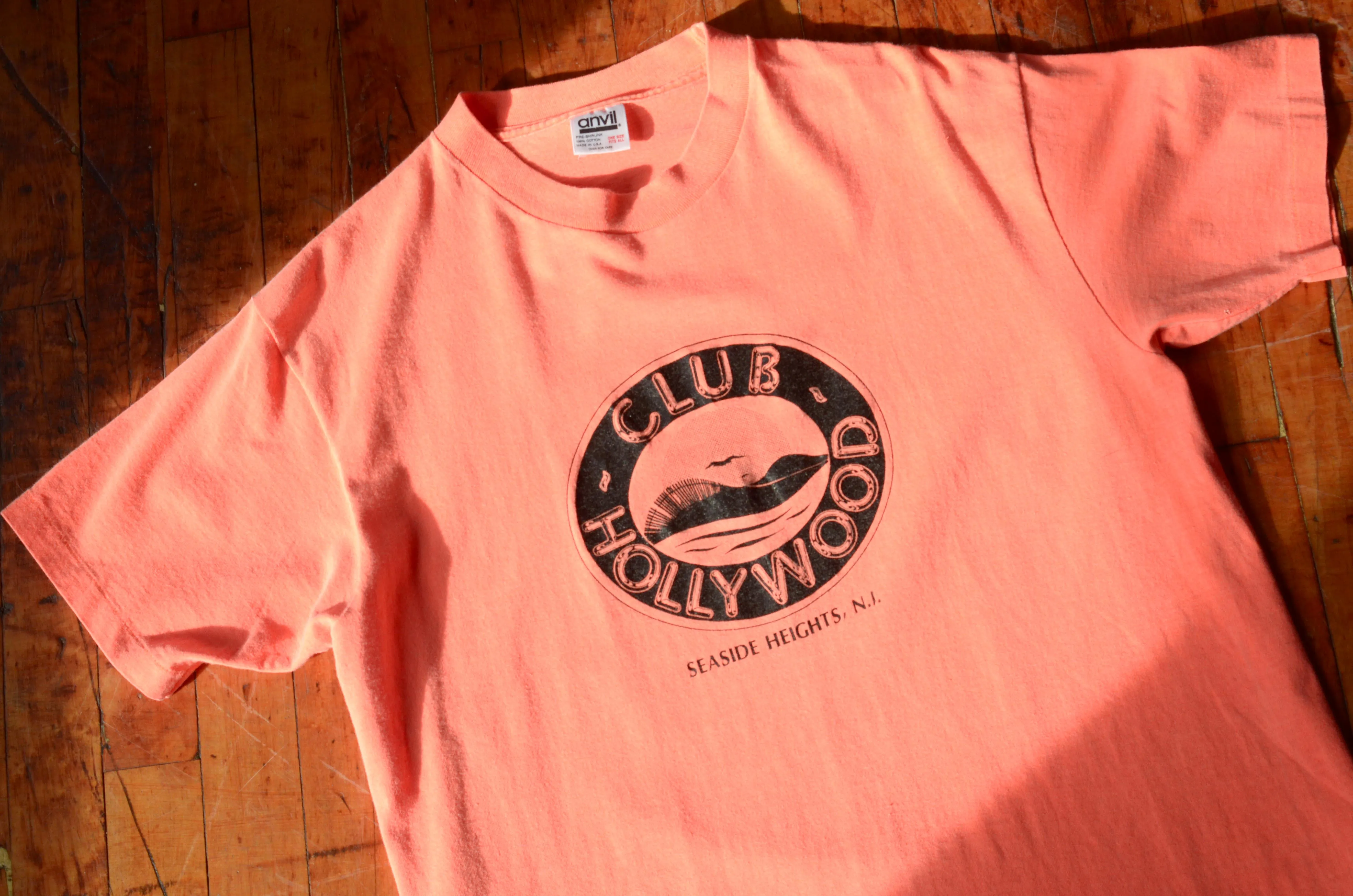 Anvil - Hollywood Club Souvenir Print Tee Shirt