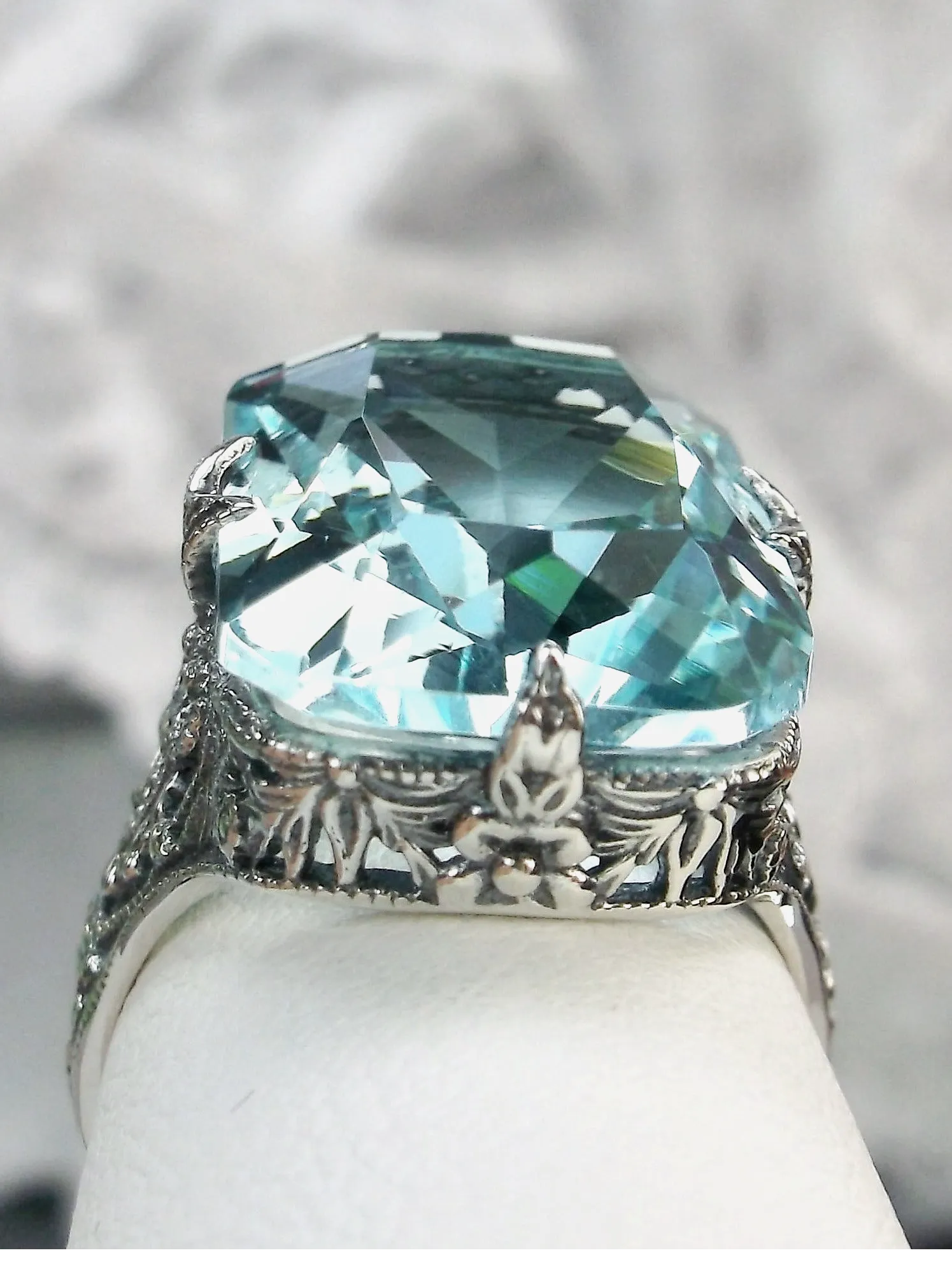 Aquamarine Ring, Size 7, Vintage Jewelry #D202 - Ready to Ship