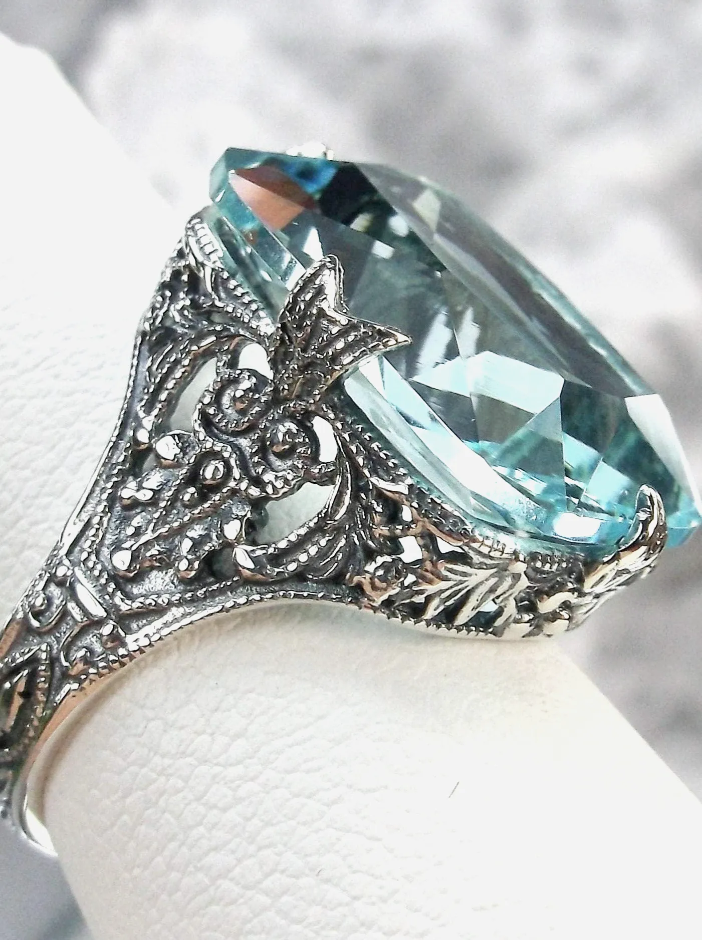 Aquamarine Ring, Size 7, Vintage Jewelry #D202 - Ready to Ship