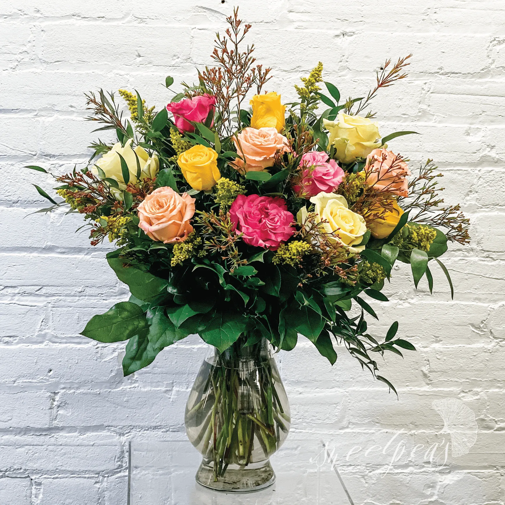 Assorted Roses - Dozen (Deluxe)
