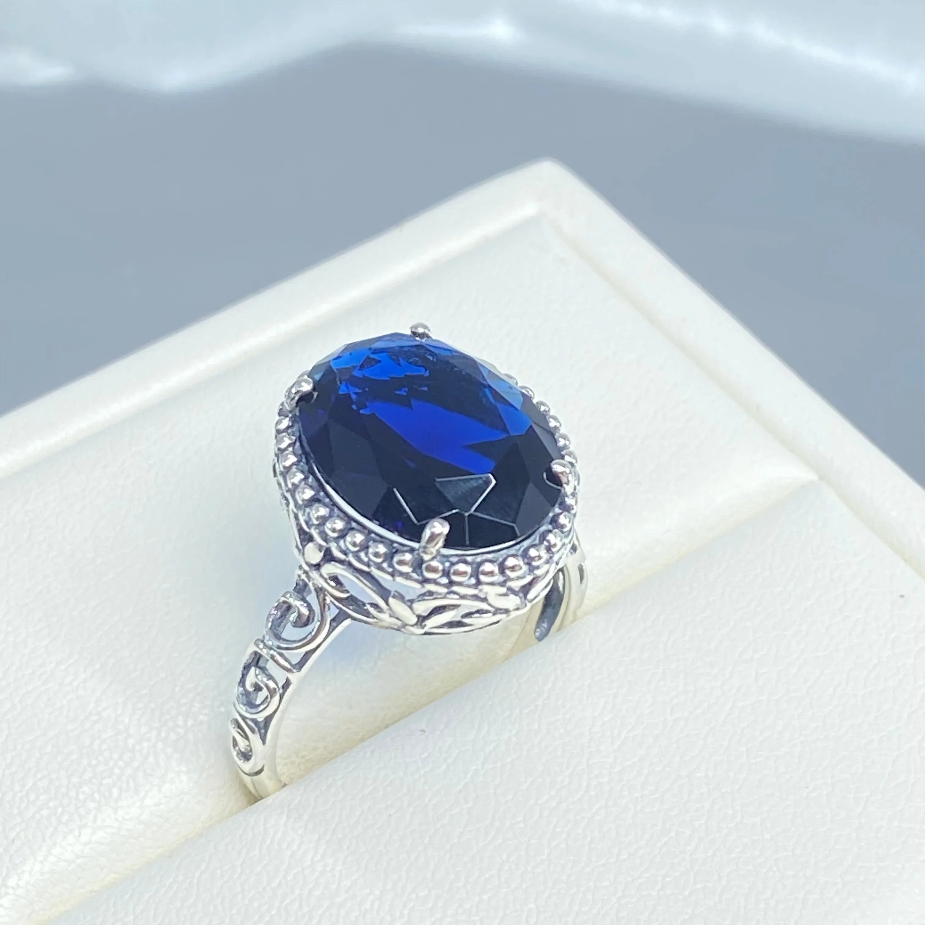 Blue Sapphire Ring, Oval Cut Gem, Nouveau Style Jewelry, D125