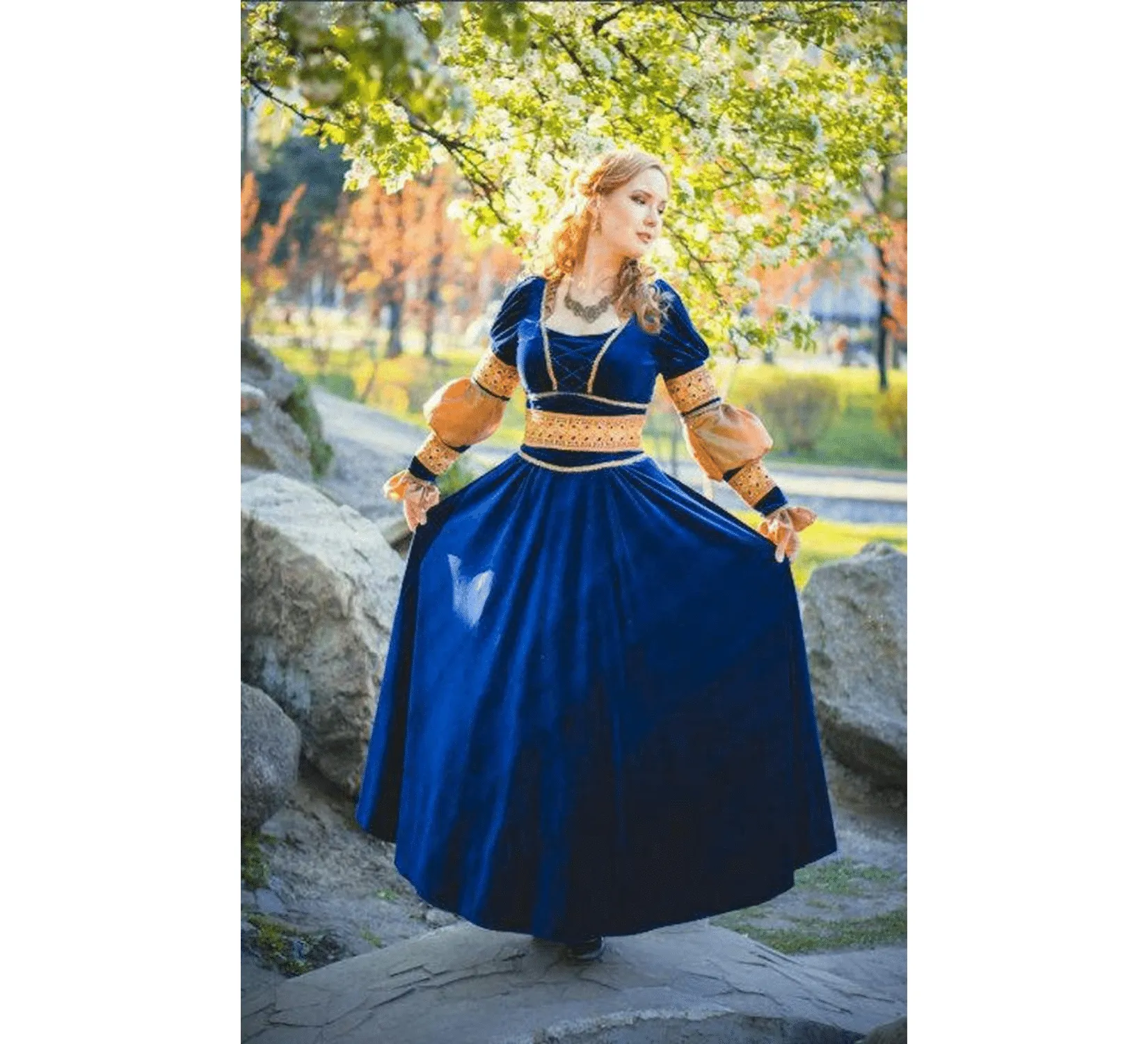Blue velvet Renaissance dress, Italy medieval wedding gown