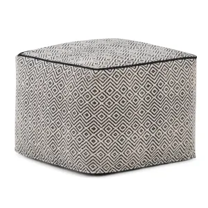 Brynn Pouf