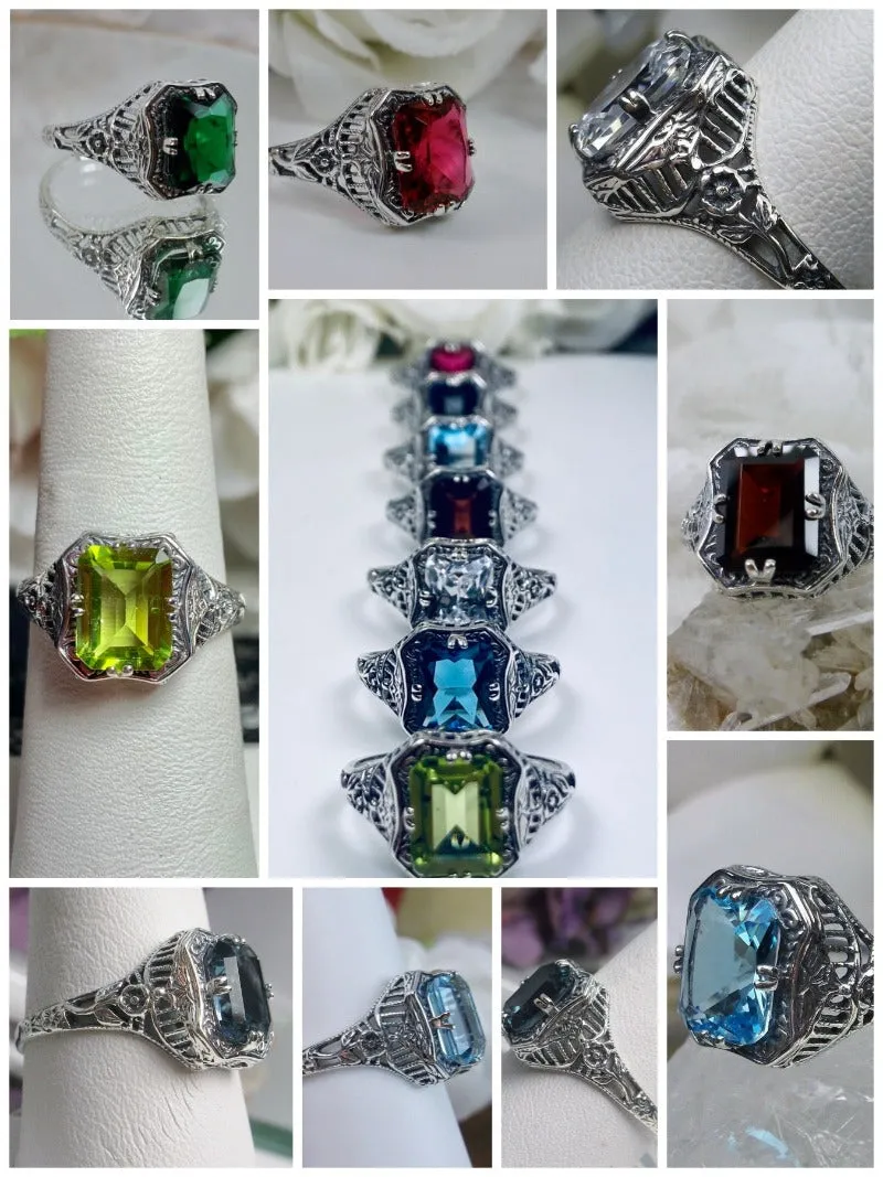 D148, Lovely Rectangle Ring, Natural or Simulated Gem, Edwardian Jewelry #D148