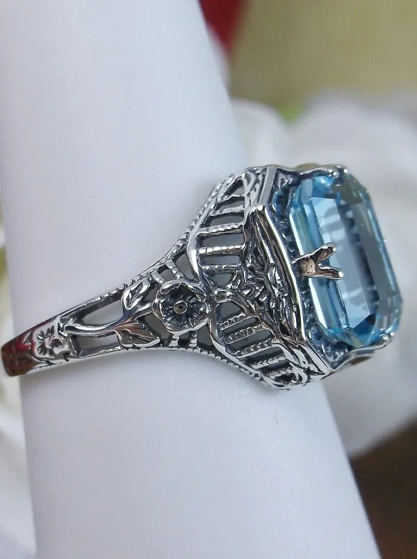 D148, Lovely Rectangle Ring, Natural or Simulated Gem, Edwardian Jewelry #D148