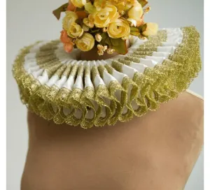 Elizabethan white and gold  neck ruff