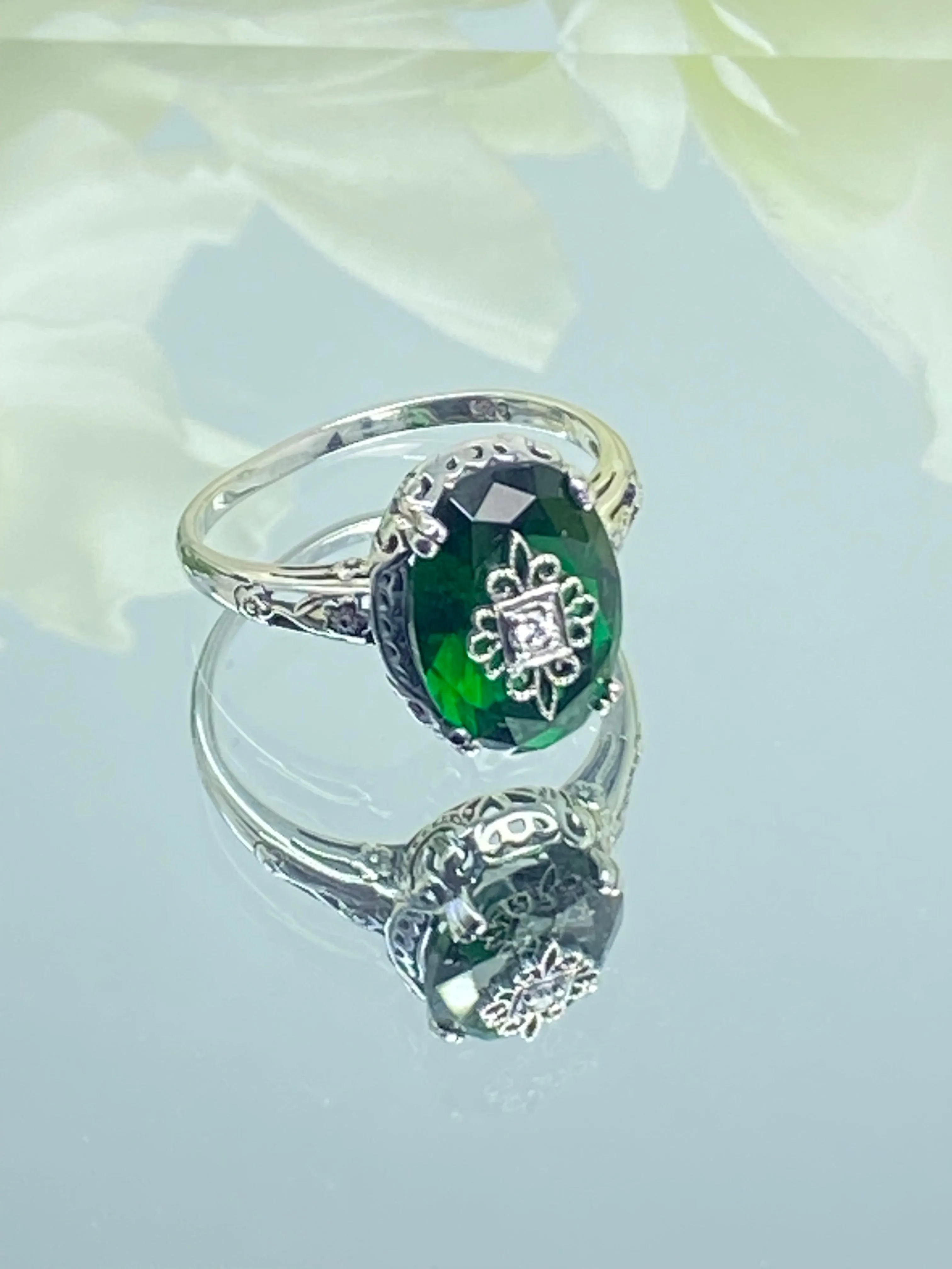 Emerald Green Ring, Sterling Silver Embellishment, Edwardian Jewelry #D70e