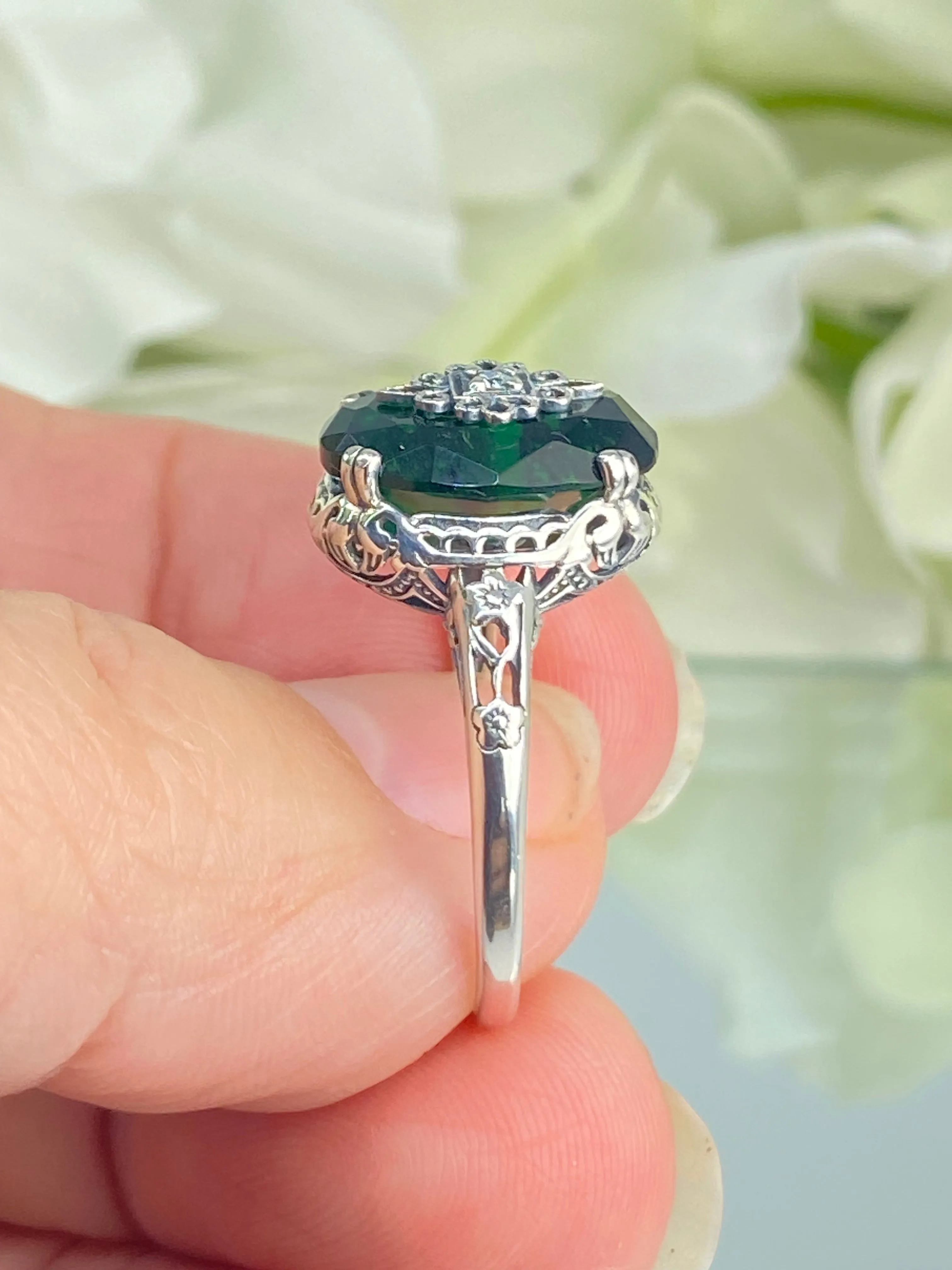 Emerald Green Ring, Sterling Silver Embellishment, Edwardian Jewelry #D70e