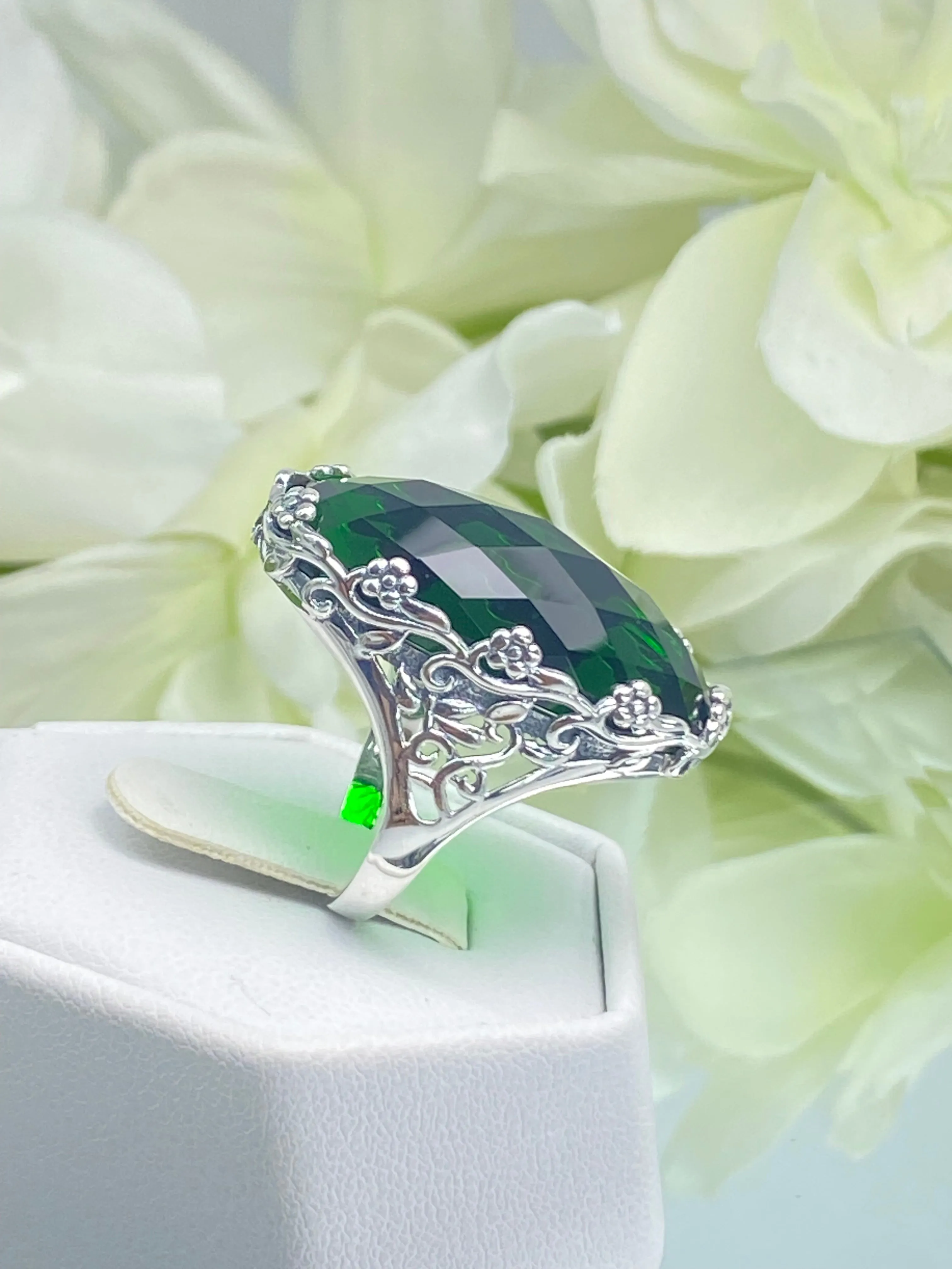 Emerald Ring, Size 7, Large Oval gem, Vintage Jewelry #D97 - Ready to Ship