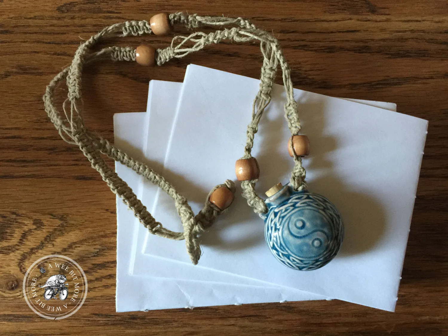 Essential Oils Macramé Necklace – Yin Yang