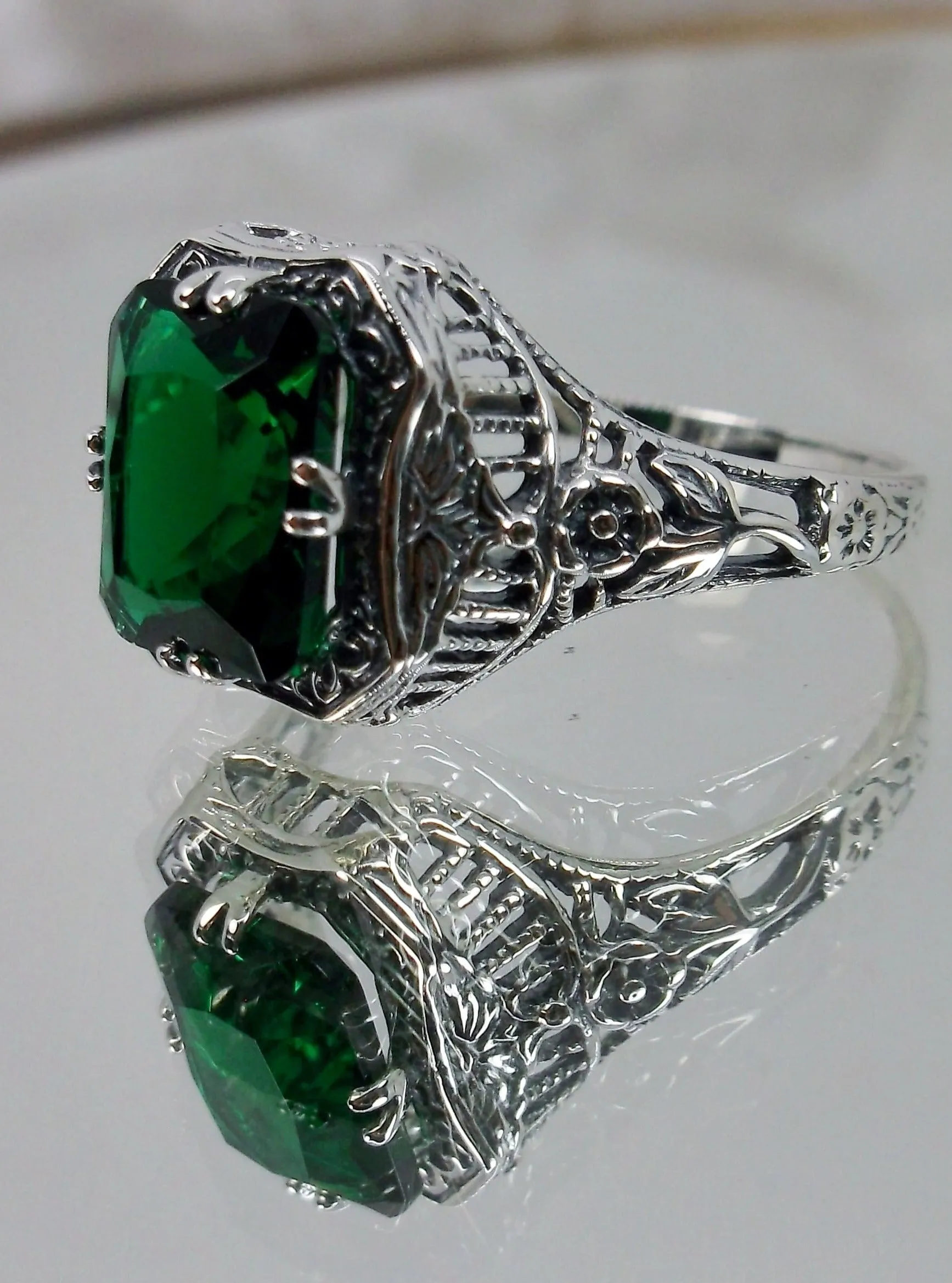 Green Emerald Ring, Lovely Rectangle Edwardian Style Jewelry #D148