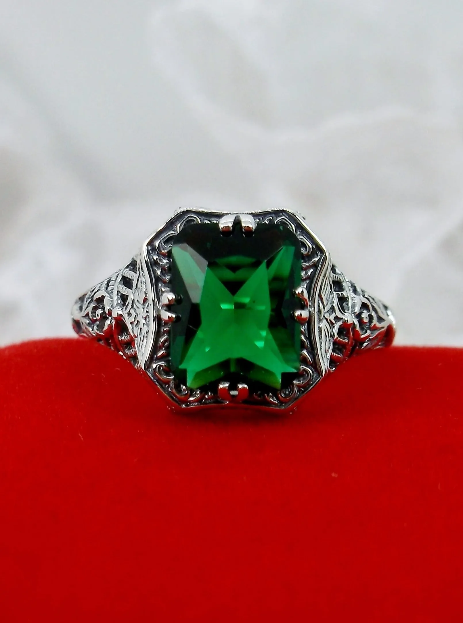 Green Emerald Ring, Lovely Rectangle Edwardian Style Jewelry #D148
