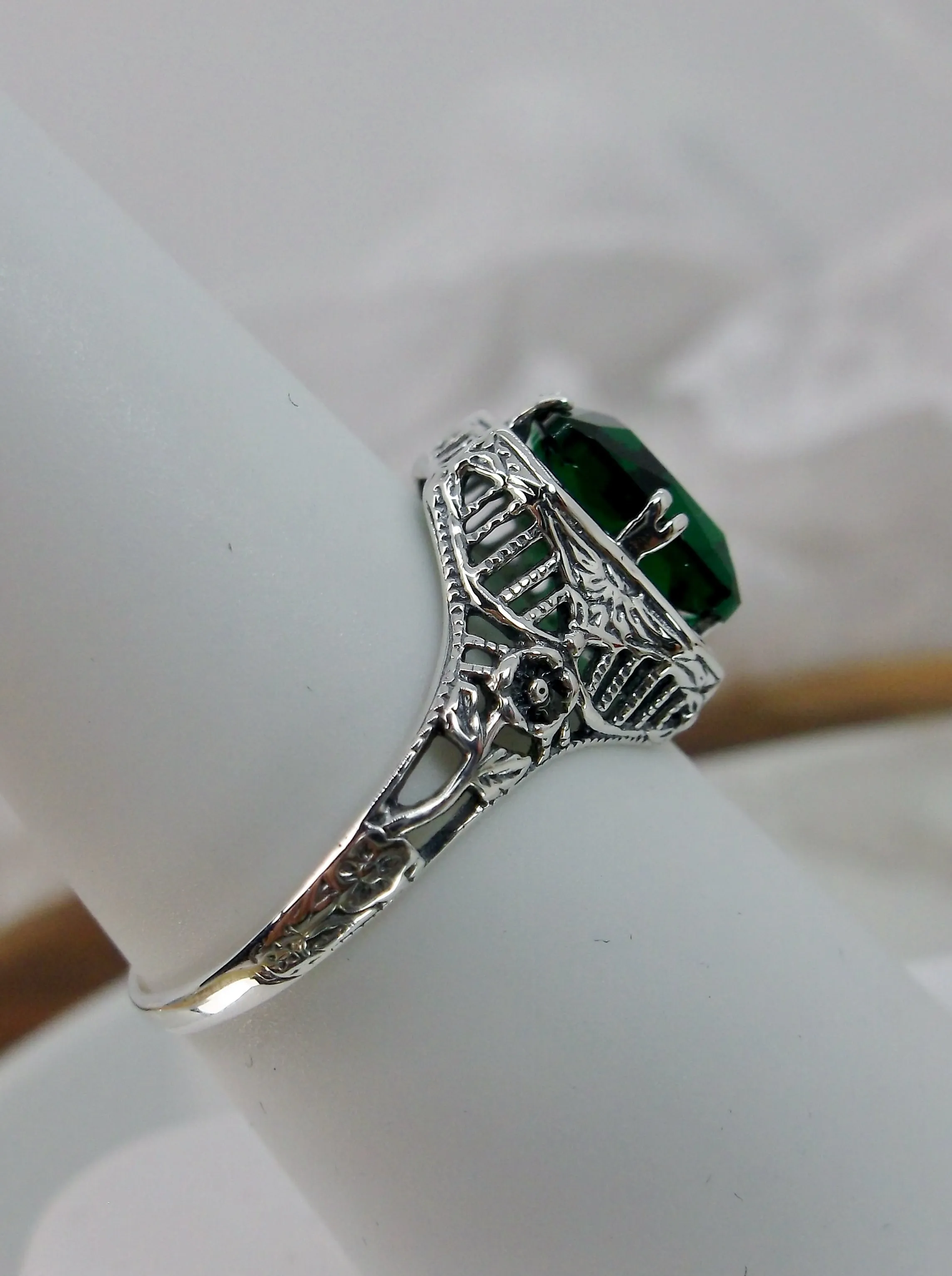 Green Emerald Ring, Lovely Rectangle Edwardian Style Jewelry #D148