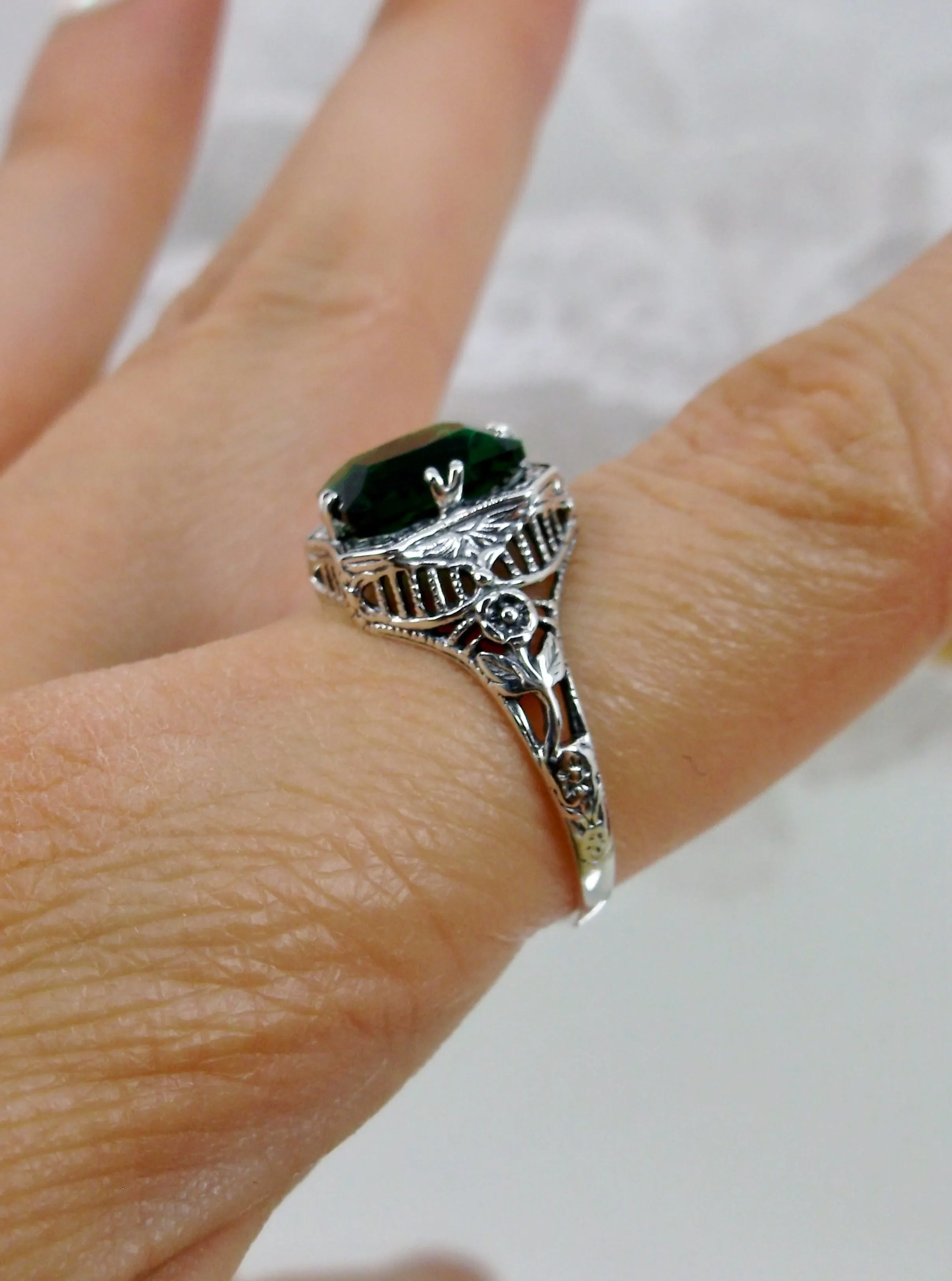 Green Emerald Ring, Lovely Rectangle Edwardian Style Jewelry #D148
