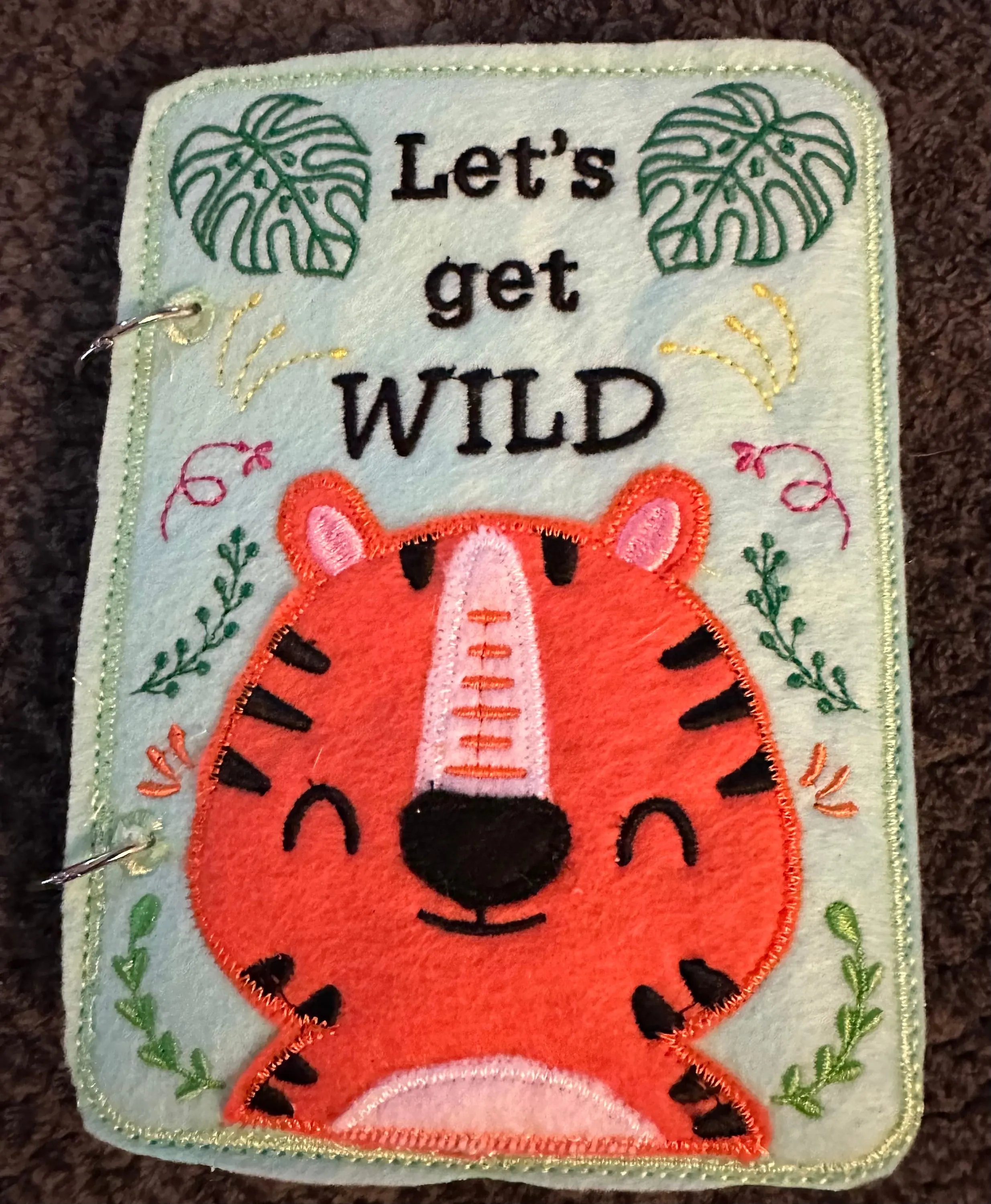 Jungle Animal Toddler Quiet Book - Busy Book - Zoo Animal Activity Book - Gift for Toddler - Animal Finger Puppets - Educational Quiet Book