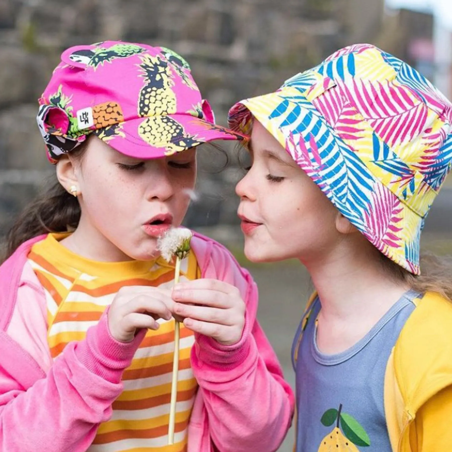 Kids Cub hat with neck flap: Pineapple Punch