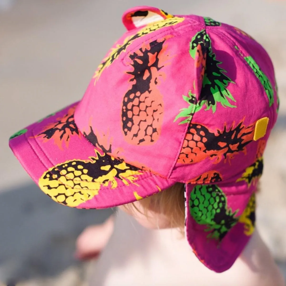 Kids Cub hat with neck flap: Pineapple Punch