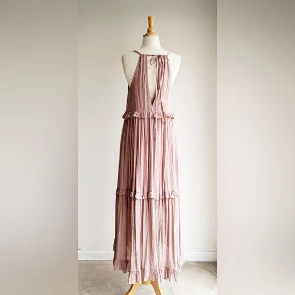 LISTICLE | Ruffle Halter Maxi Dress | S