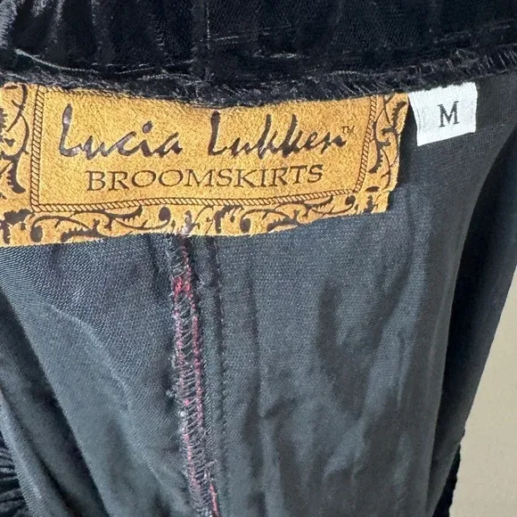 Lucia Lukken Black Velvet Tiered Broomskirts A Line Elastic Waist Skirt Size M