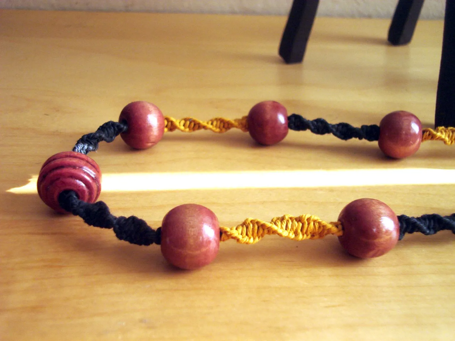 Macramé Retro Necklace with Red Wooden Beads