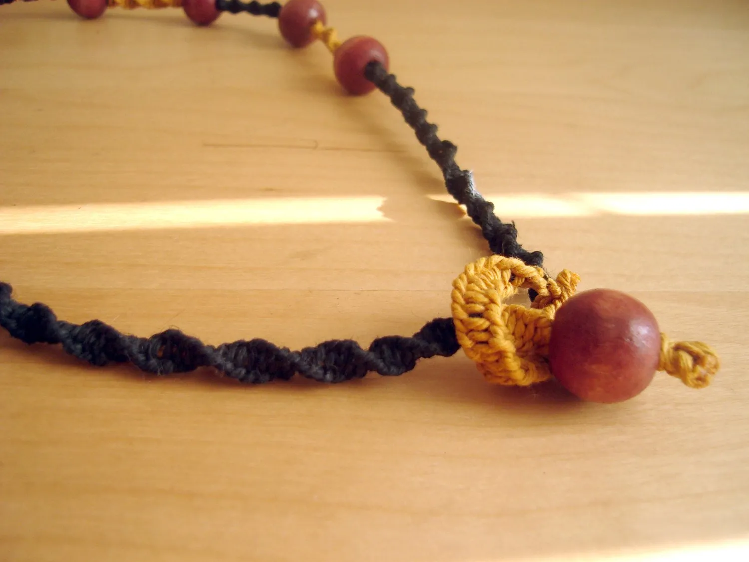 Macramé Retro Necklace with Red Wooden Beads