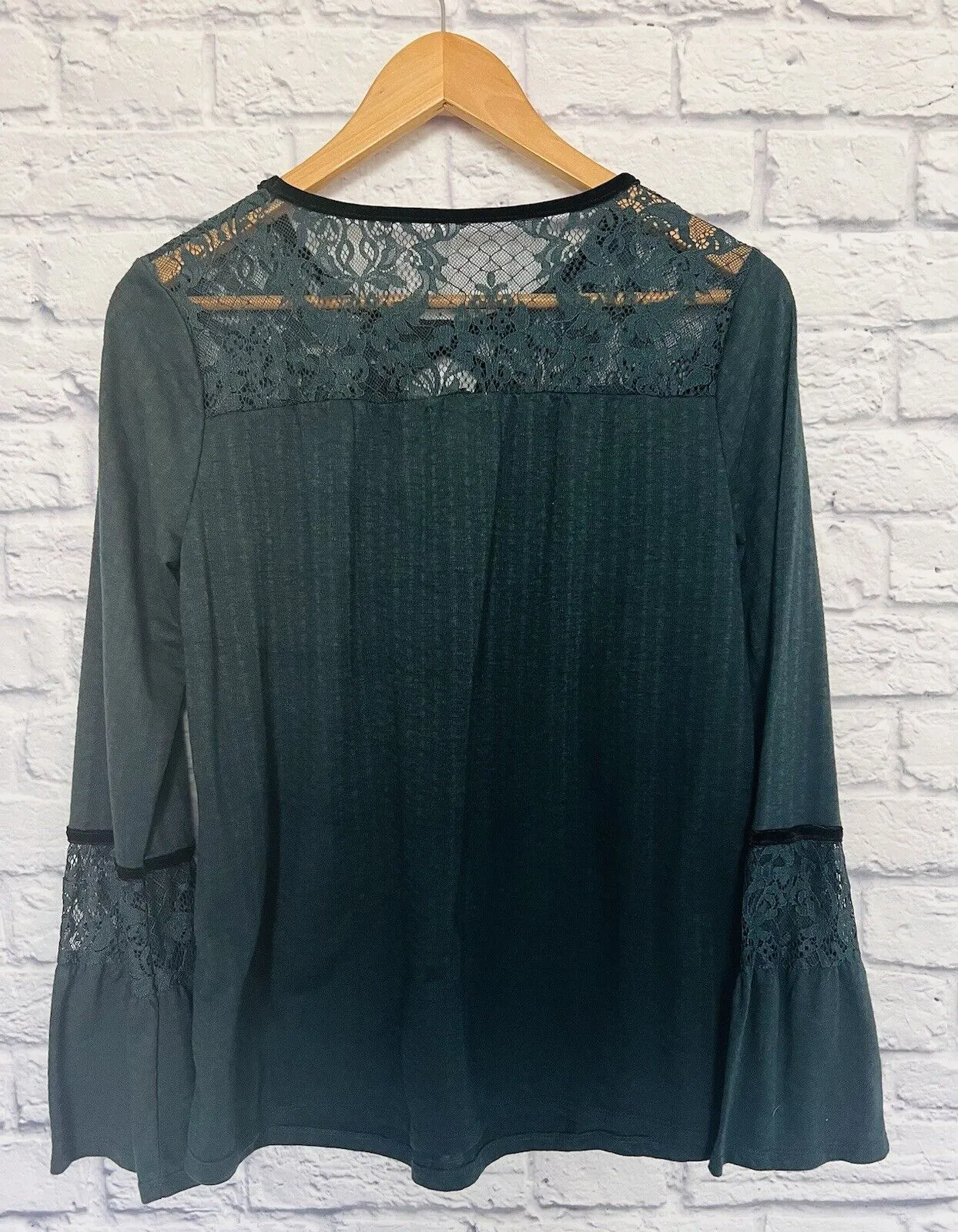 MAURICES  Dark Green Long Sleeve Top Sz M Velvet Trim Lace Boho Whimsigoth