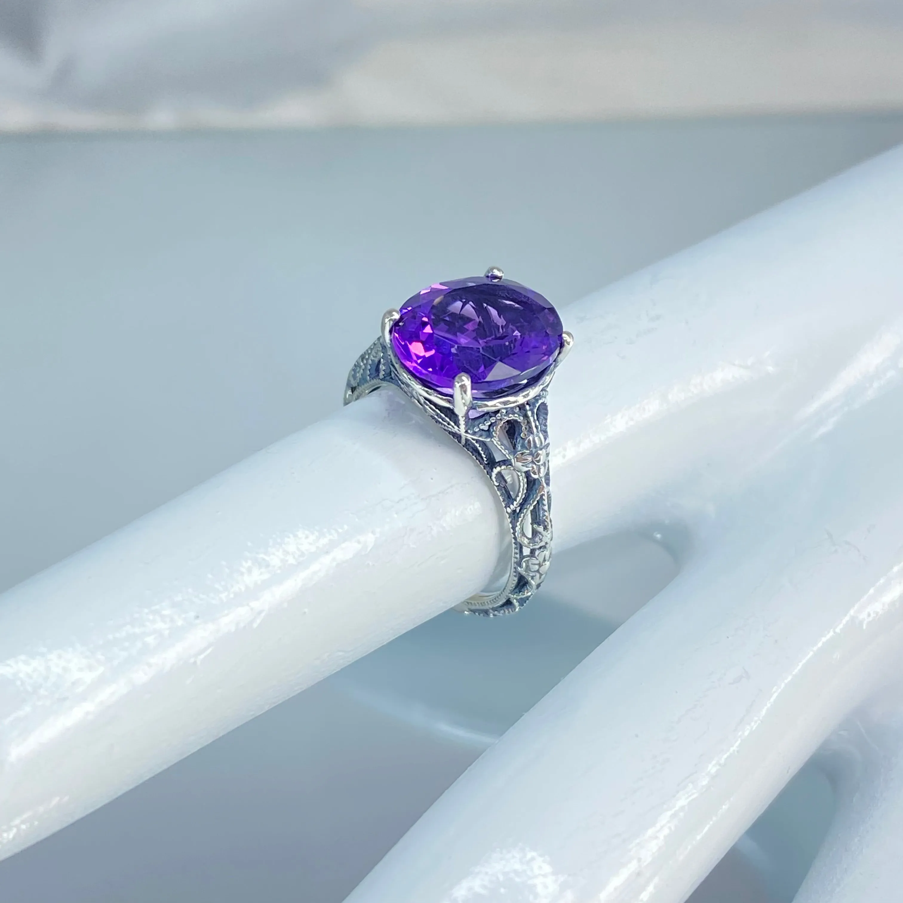Natural Amethyst Ring, Medieval Floral Filigree, Oval Gem, Vintage Jewelry, D173
