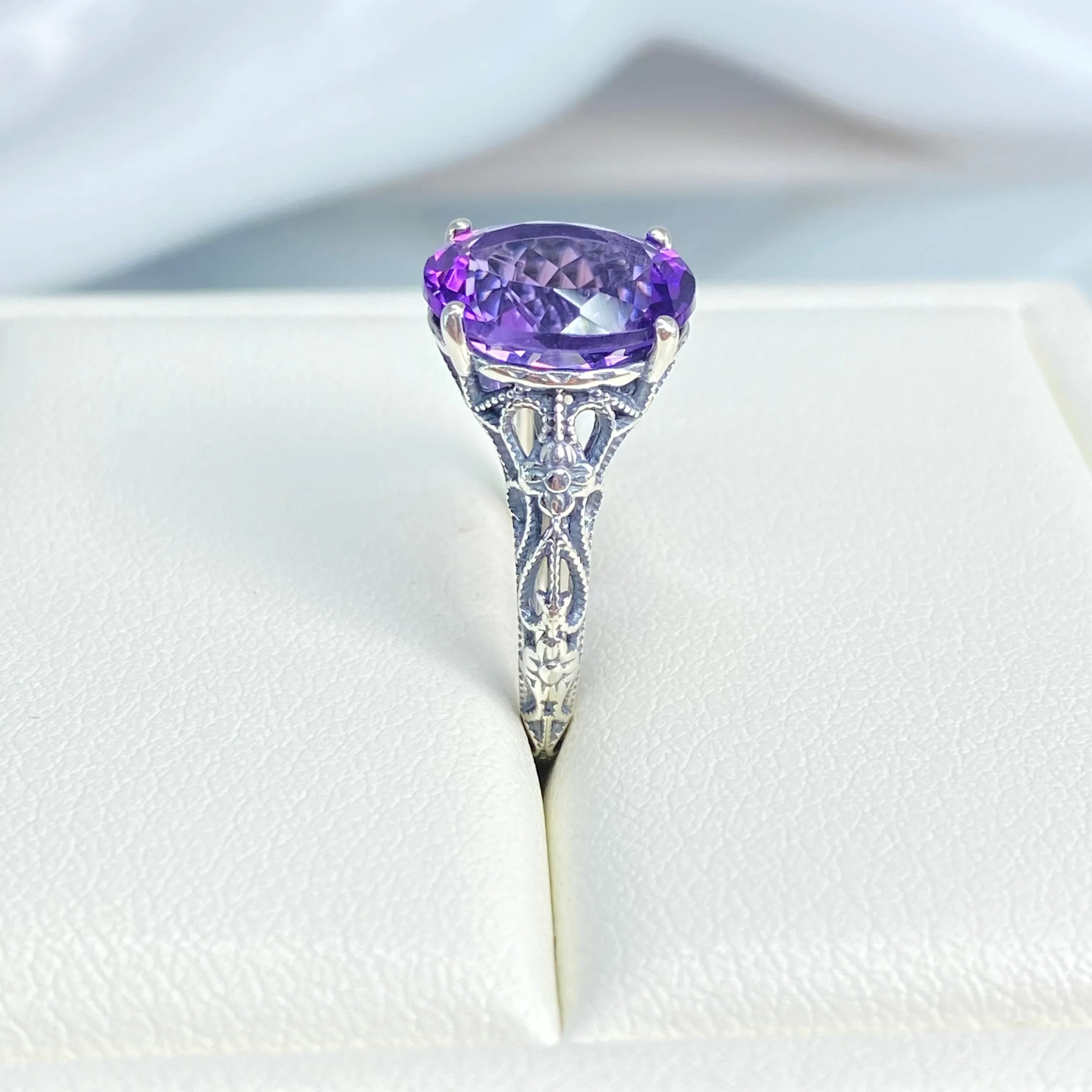 Natural Amethyst Ring, Medieval Floral Filigree, Oval Gem, Vintage Jewelry, D173