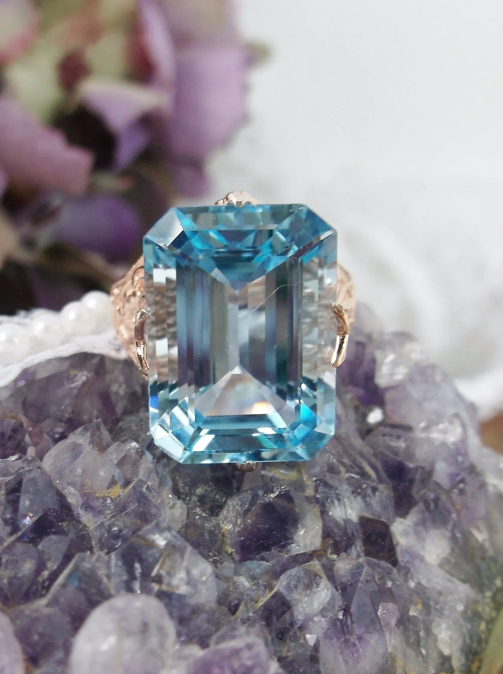 Natural Blue Topaz Ring, 10k or 14k Rose Gold Vintage Jewelry #D202