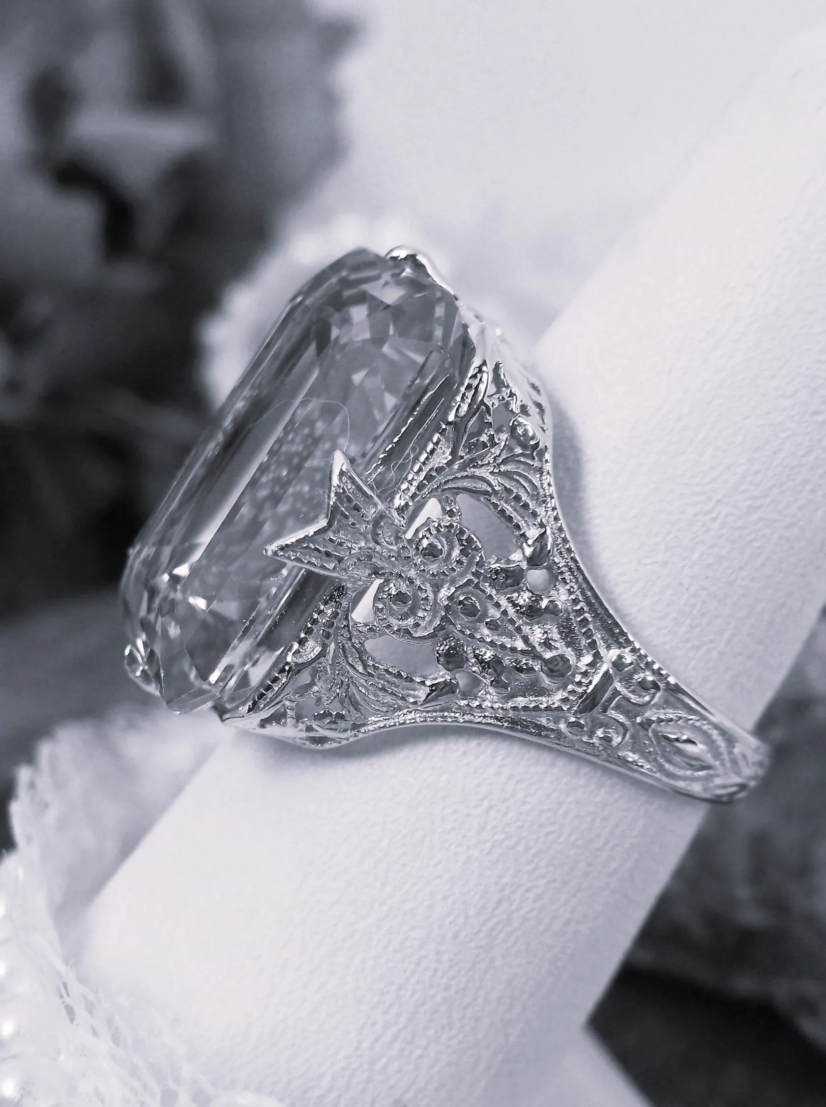 Natural Blue Topaz Ring, 10k or 14k Rose Gold Vintage Jewelry #D202