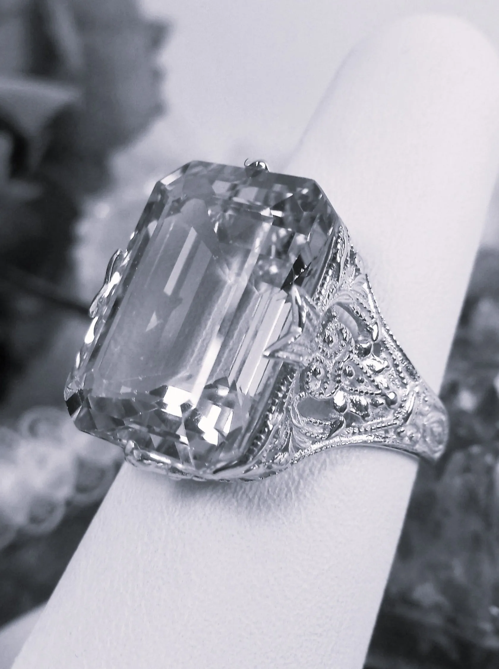 Natural Blue Topaz Ring, 10k or 14k Rose Gold Vintage Jewelry #D202