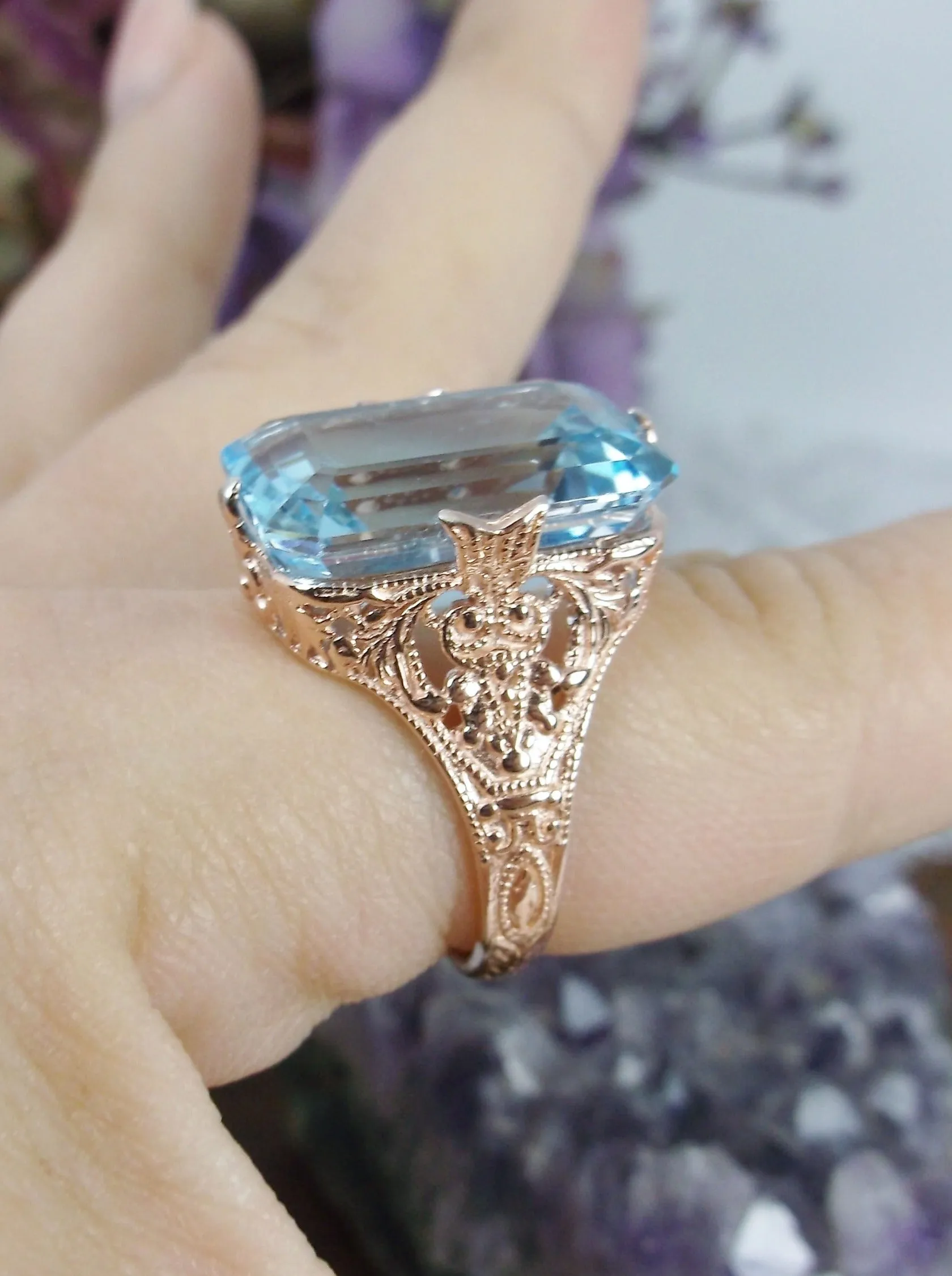 Natural Blue Topaz Ring, 10k or 14k Rose Gold Vintage Jewelry #D202