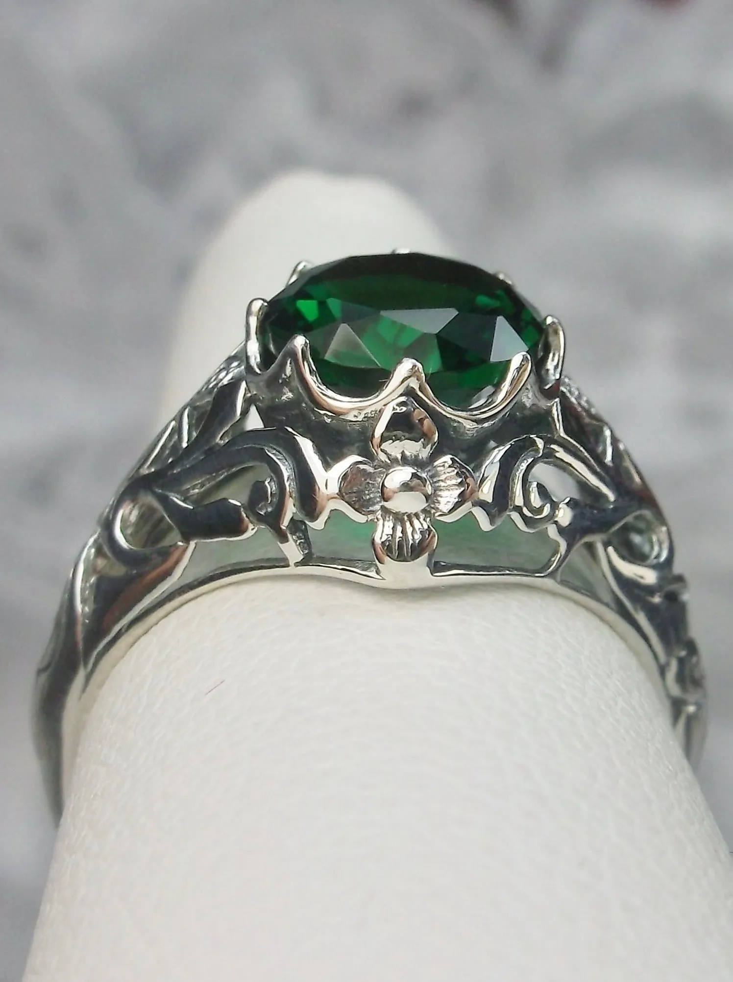 Natural Emerald Ring, Daisy Filigree Victorian Jewelry #D66