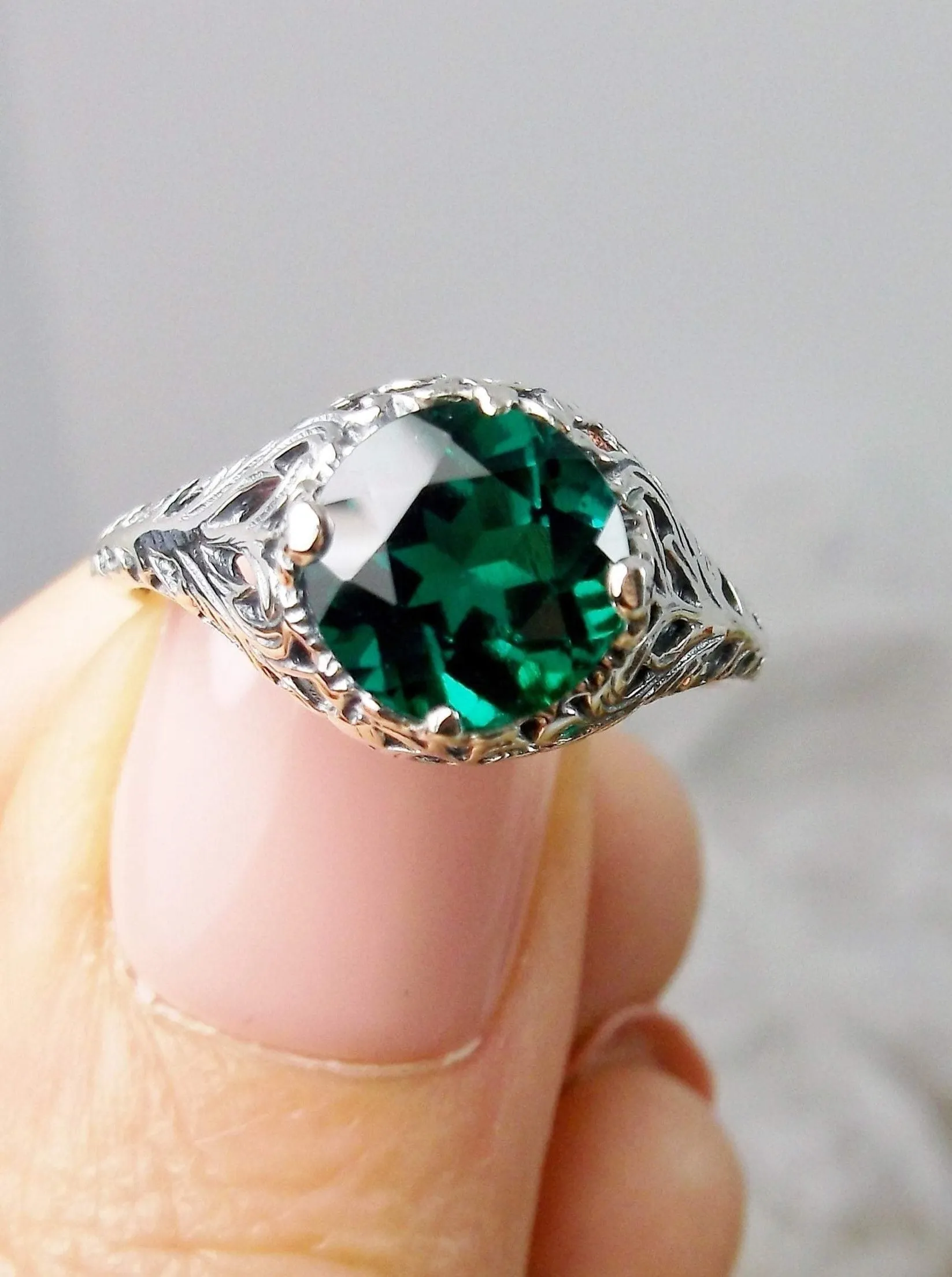 Natural Emerald Victorian Ring #D198