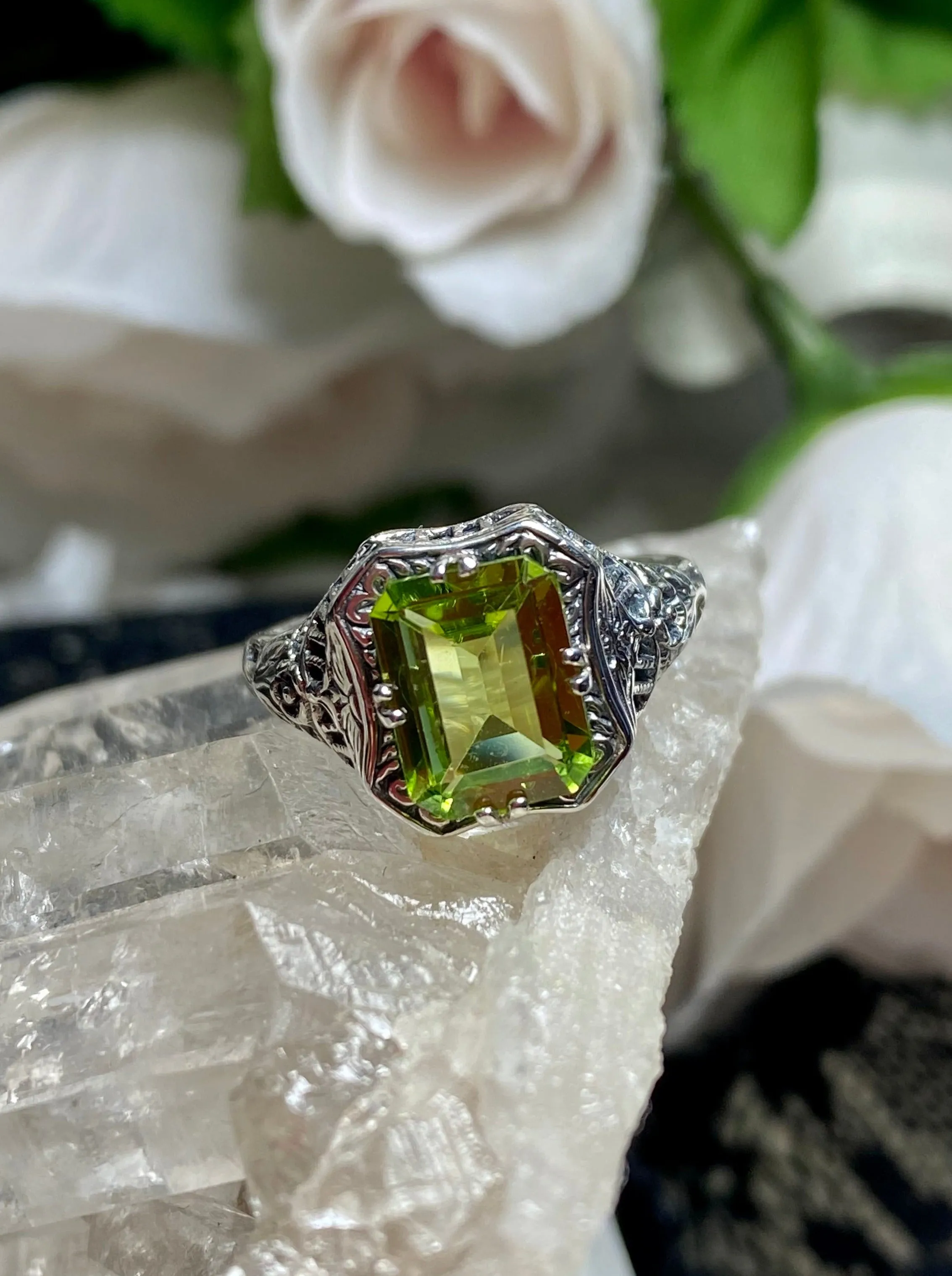 Natural Green Peridot Ring, Lovely Rectangle Topaz Gem, Edwardian Jewelry #D148