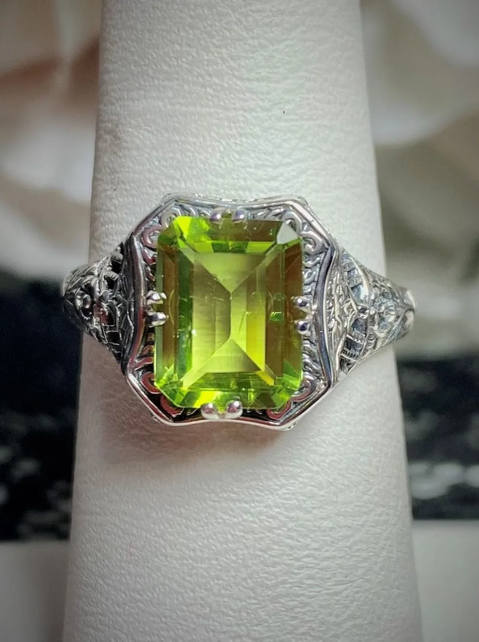 Natural Green Peridot Ring, Lovely Rectangle Topaz Gem, Edwardian Jewelry #D148