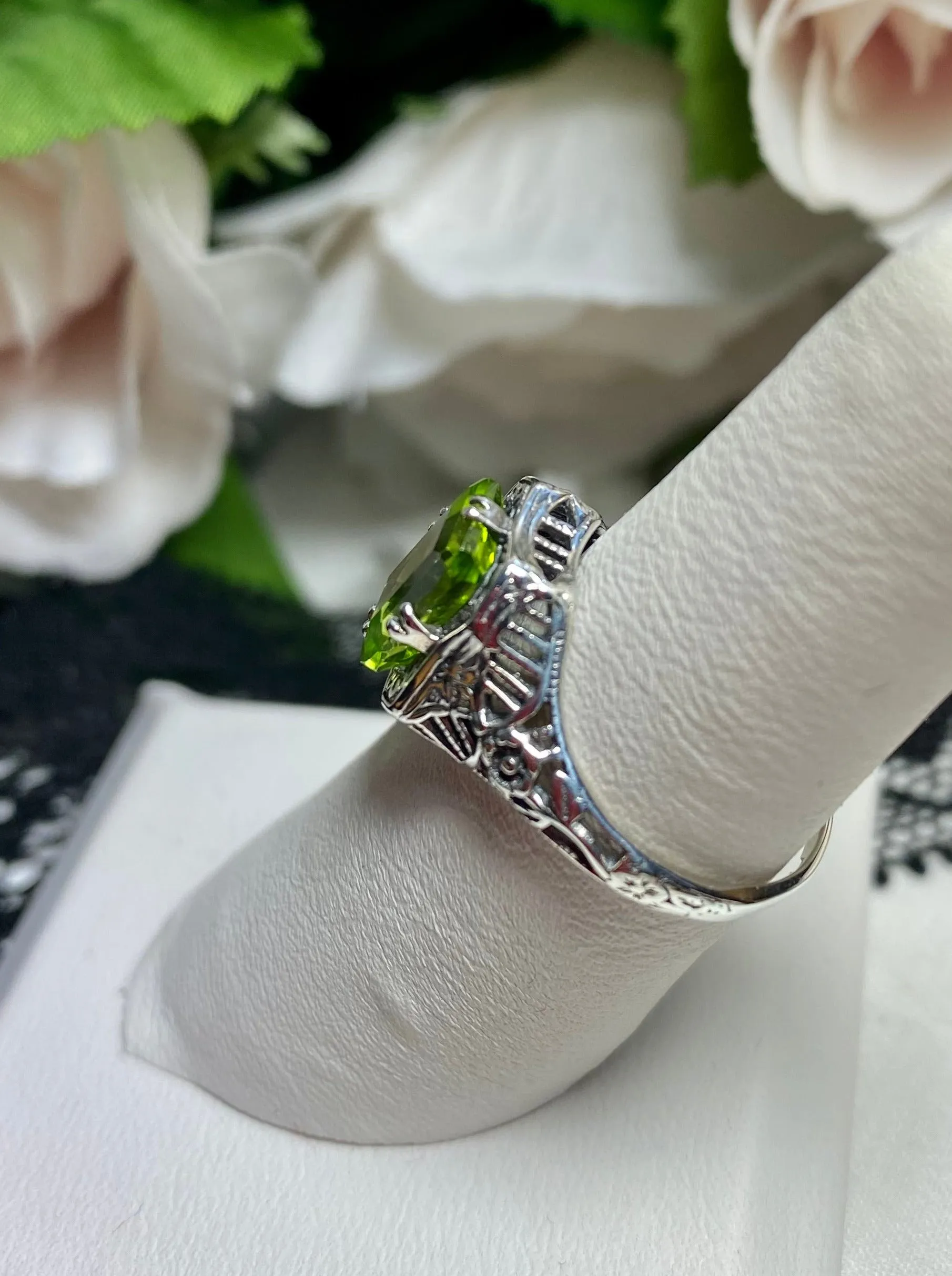 Natural Green Peridot Ring, Lovely Rectangle Topaz Gem, Edwardian Jewelry #D148