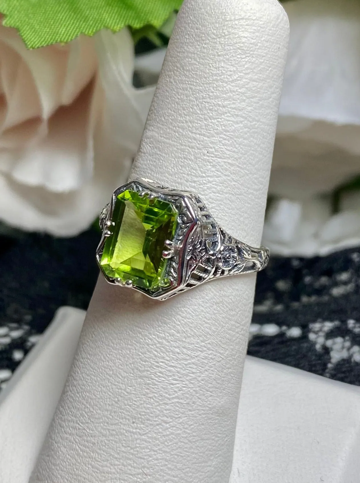 Natural Green Peridot Ring, Lovely Rectangle Topaz Gem, Edwardian Jewelry #D148