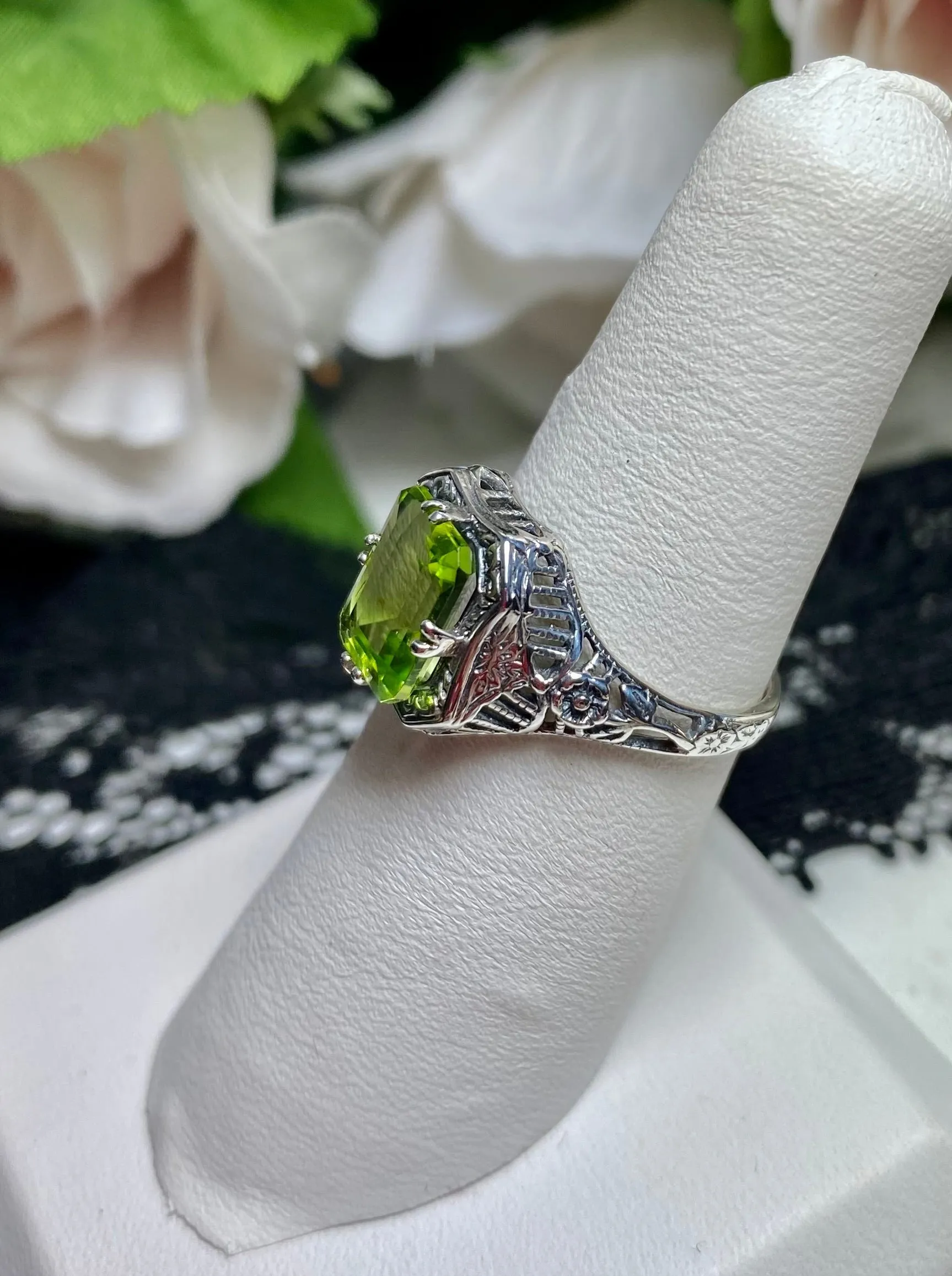 Natural Green Peridot Ring, Lovely Rectangle Topaz Gem, Edwardian Jewelry #D148