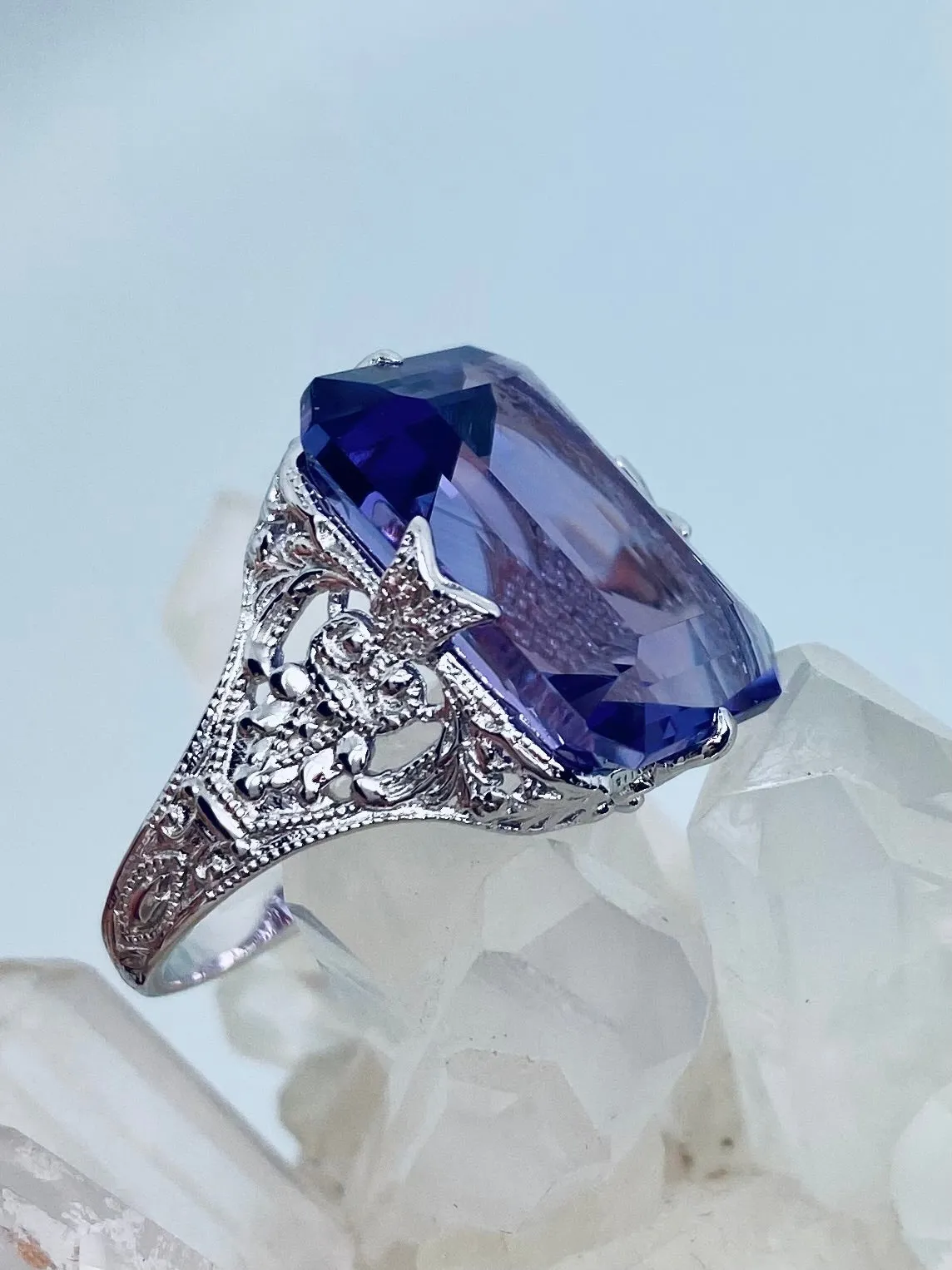 Natural Purple Amethyst Ring, 10k or 14k Gold Vintage Jewelry #D202