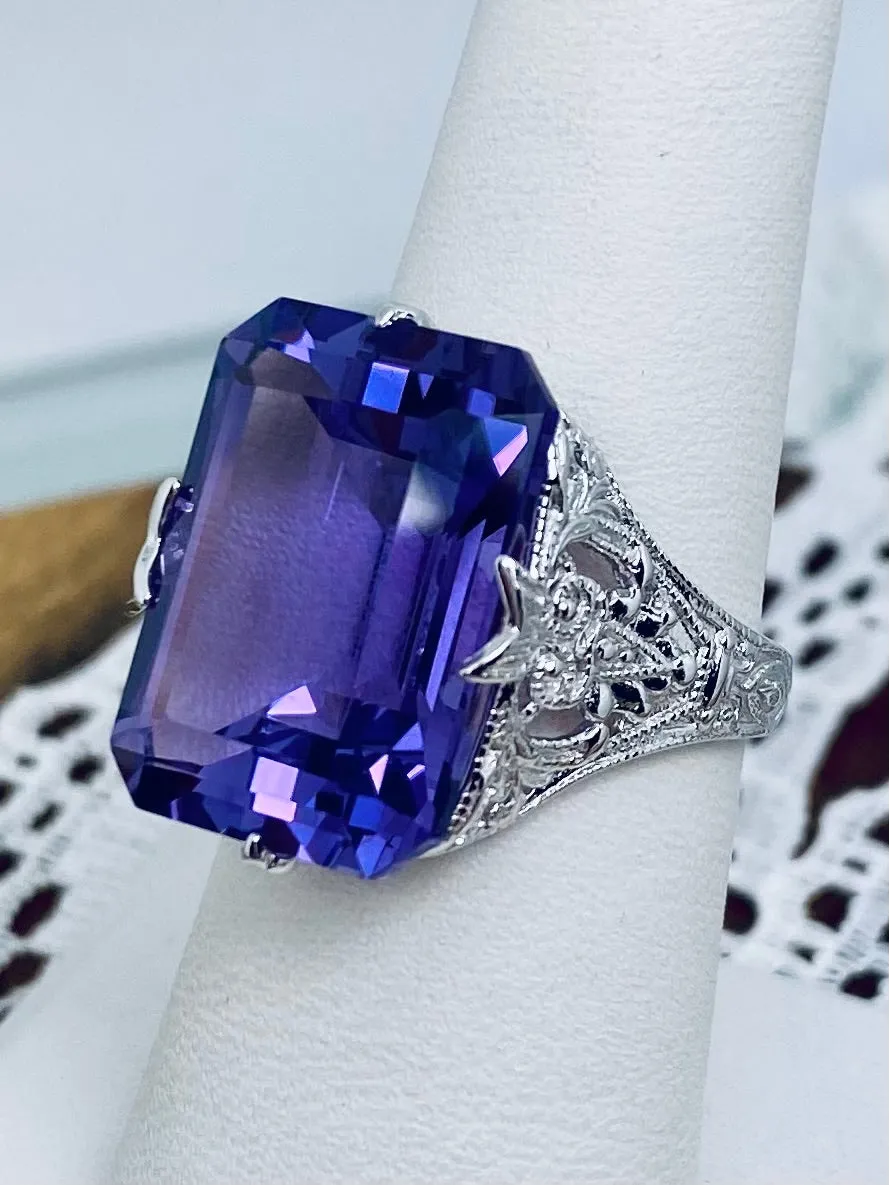 Natural Purple Amethyst Ring, 10k or 14k Gold Vintage Jewelry #D202