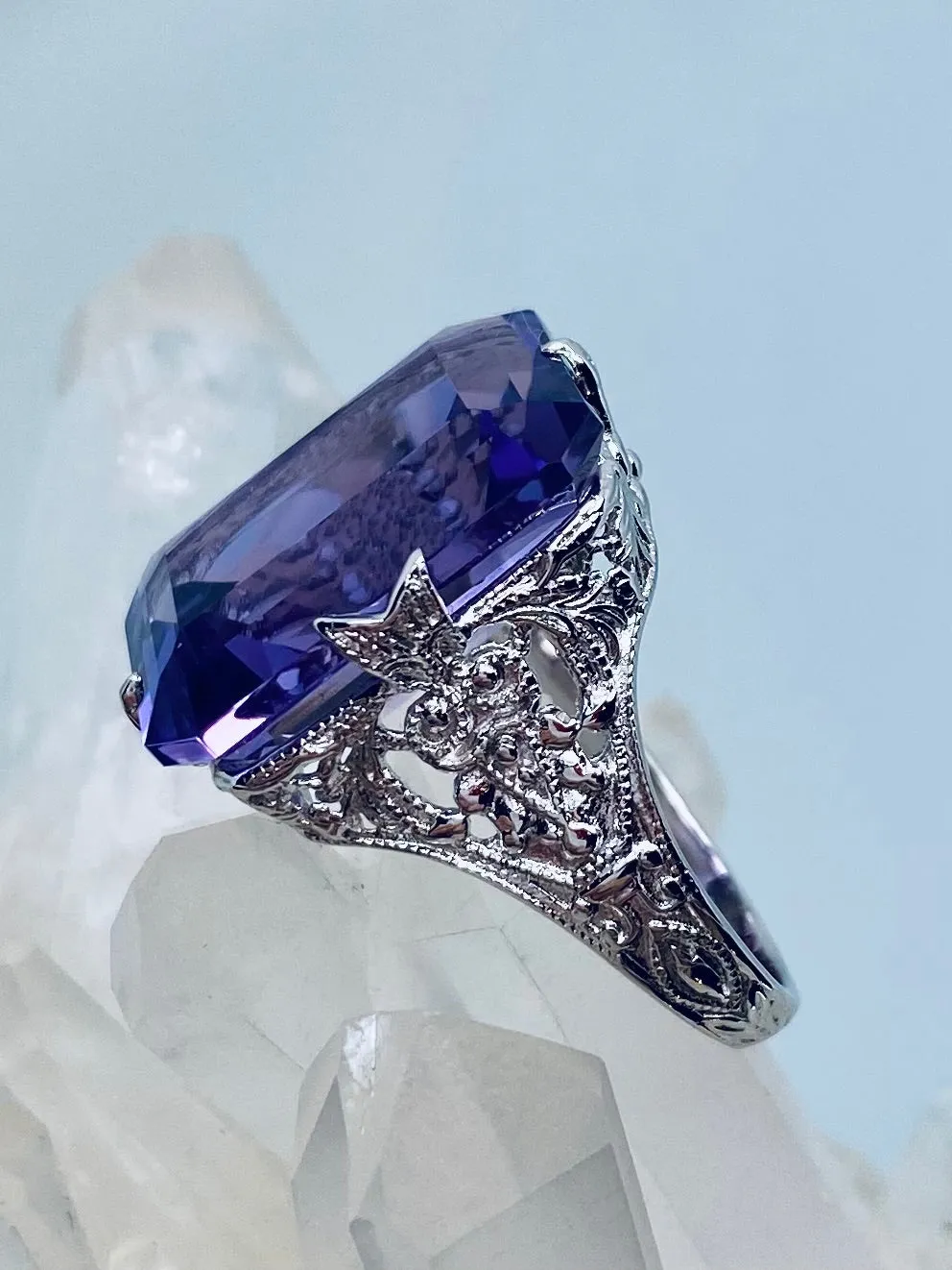 Natural Purple Amethyst Ring, 10k or 14k Gold Vintage Jewelry #D202
