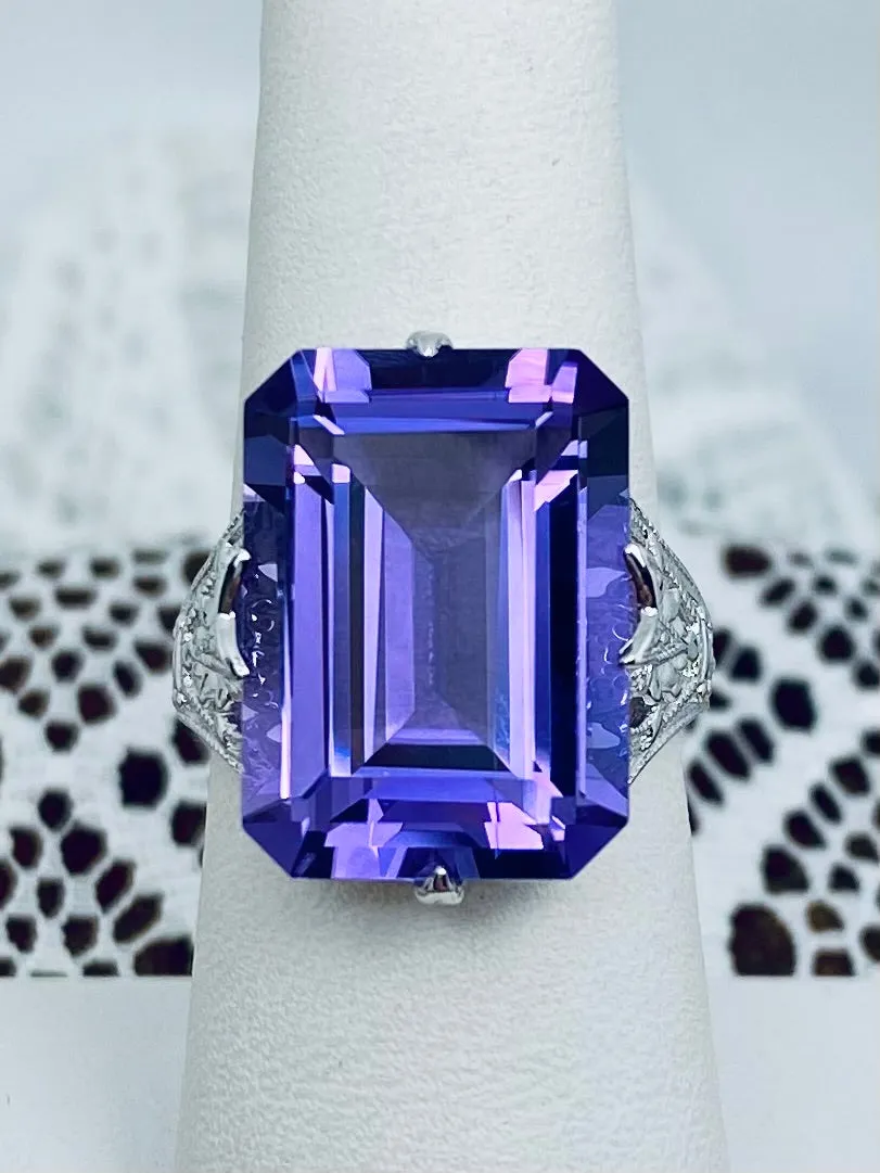 Natural Purple Amethyst Ring, 10k or 14k Gold Vintage Jewelry #D202