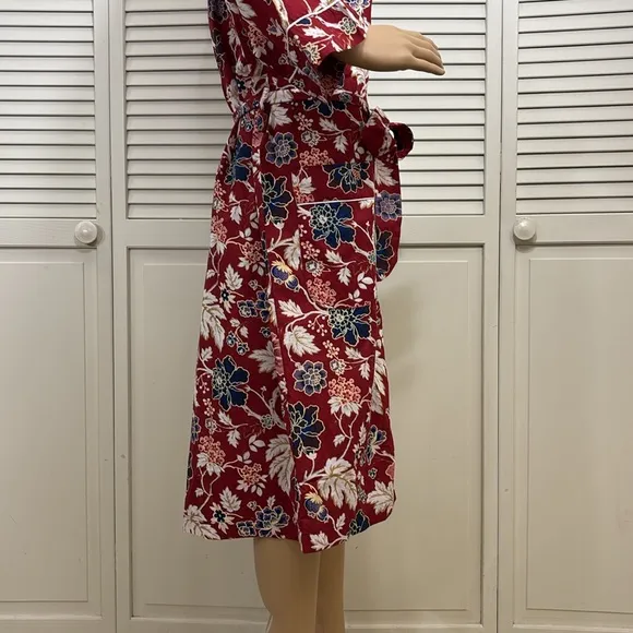 NWT The Metropolitan Museum of Art Lyon Floral Robe Multicolor Small/Medium