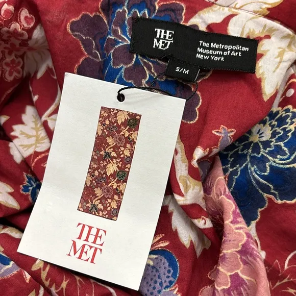 NWT The Metropolitan Museum of Art Lyon Floral Robe Multicolor Small/Medium