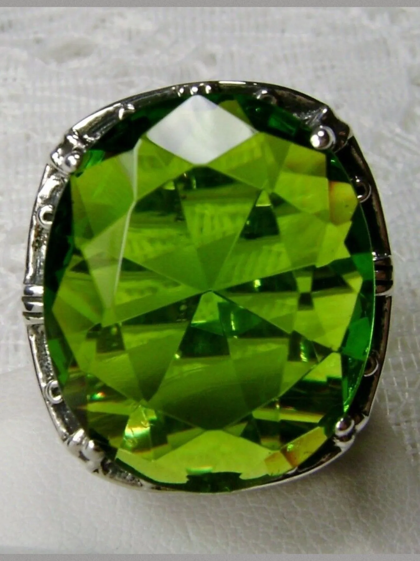Peridot Ring, 24ct Oval Cut Gem, Victorian Jewelry, D76