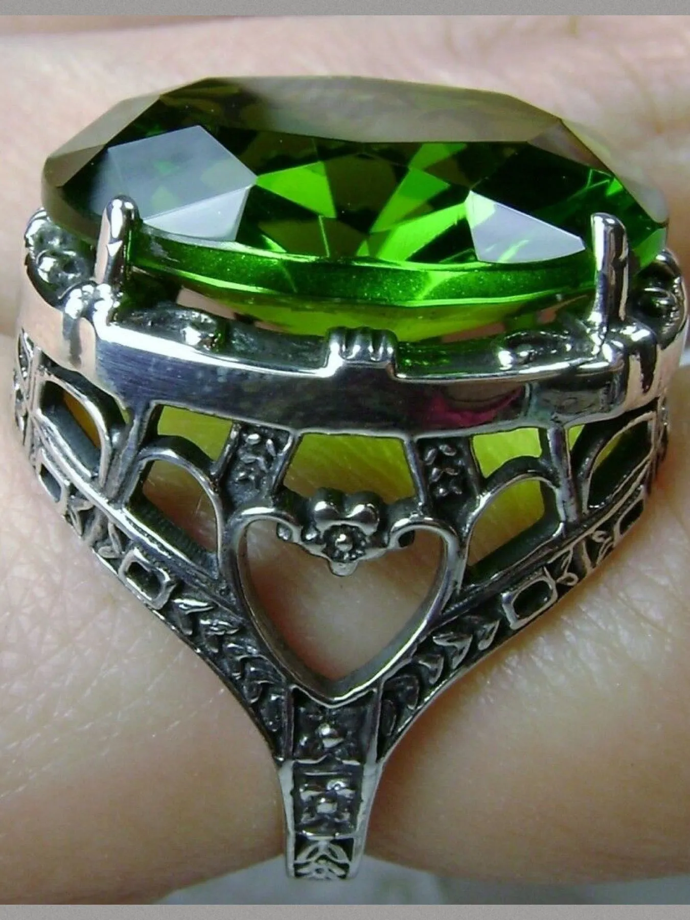 Peridot Ring, 24ct Oval Cut Gem, Victorian Jewelry, D76