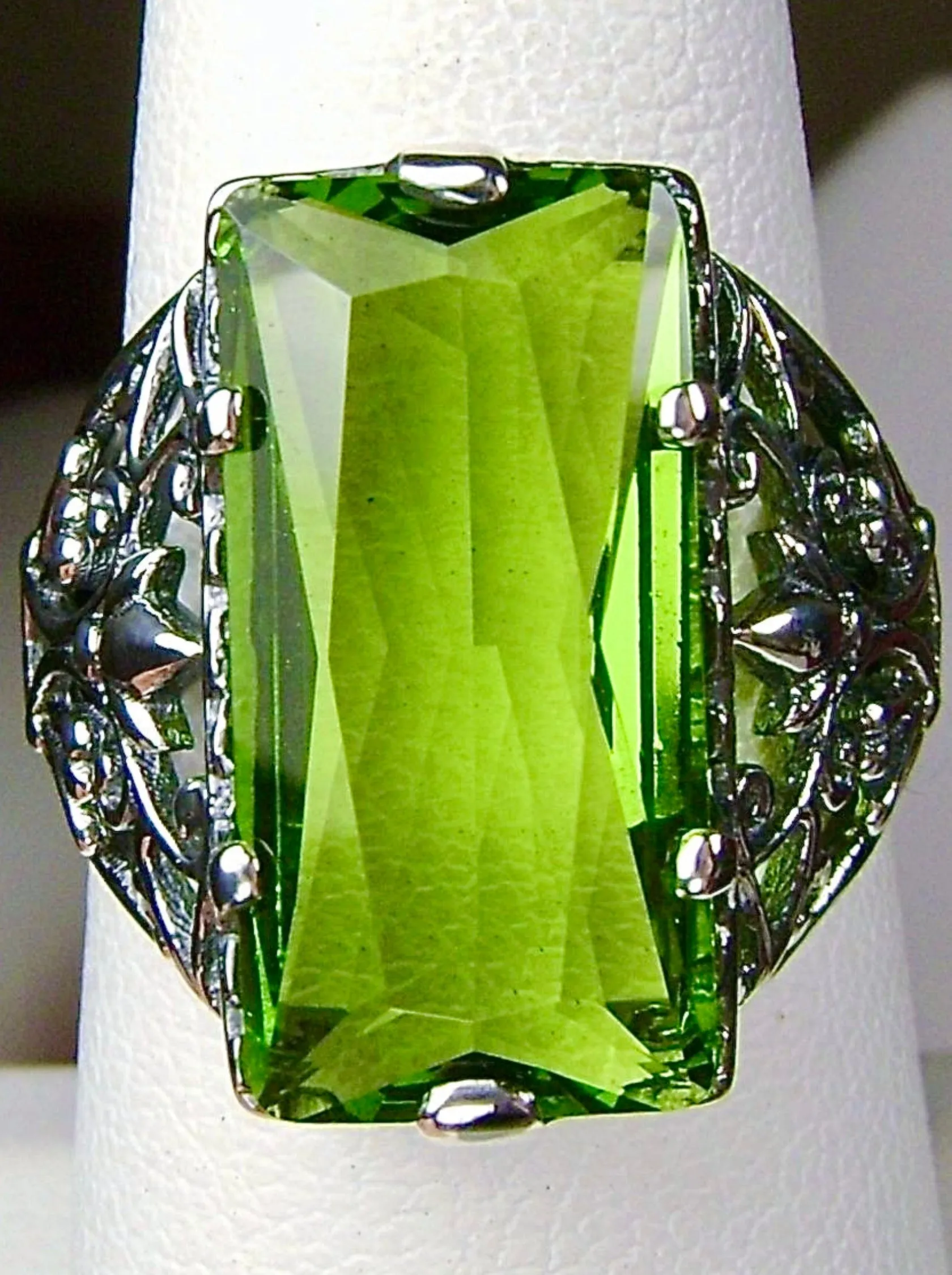 Peridot Ring, Baguette Gem, Floral Leaf Filigree, Victorian Jewelry, D32